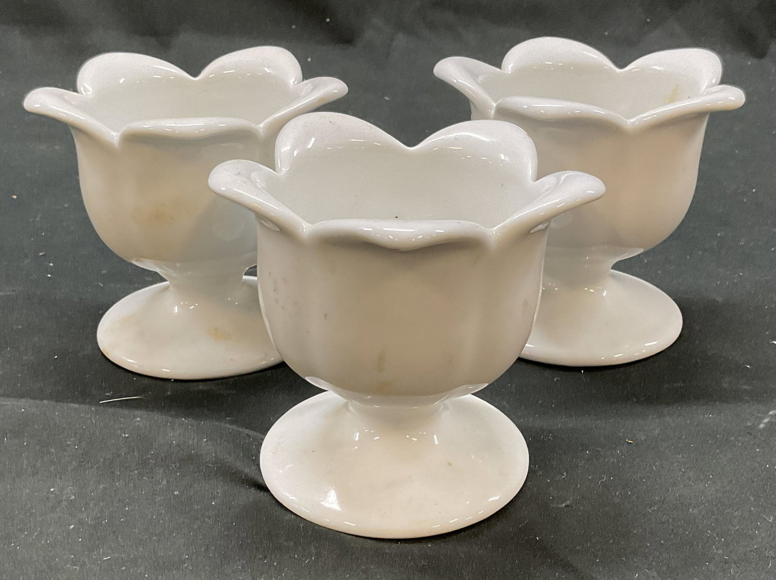 Set 3 Xcell White Porcelain Tulip Bowls (1 of 7)