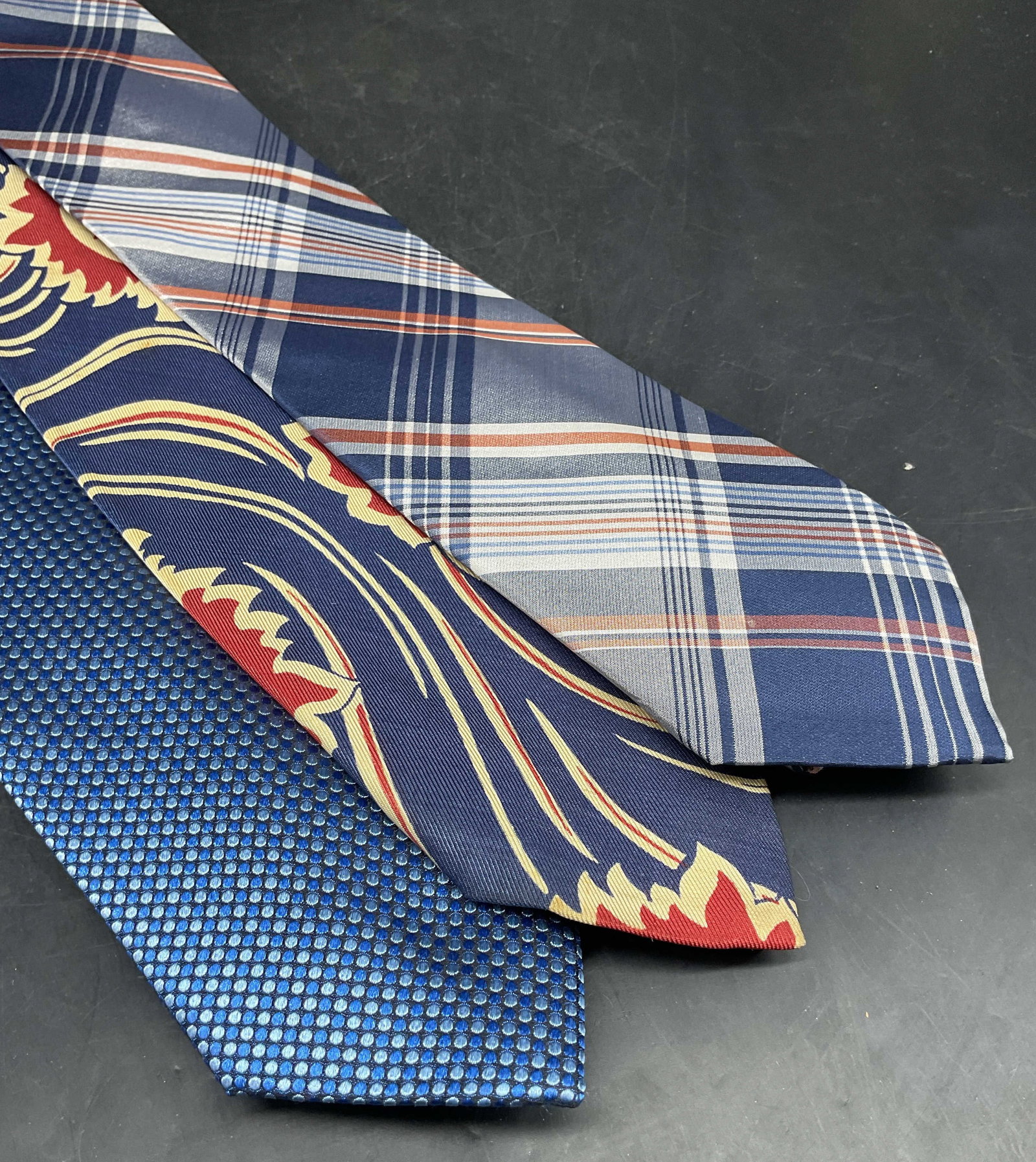 Lot 3 Geoffrey Beene Blue Silk Tie + (1 of 6)