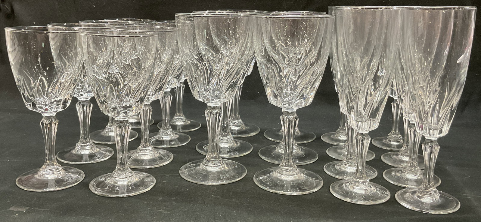 Lot 22 Vintage Glass Stemware France (1 of 12)