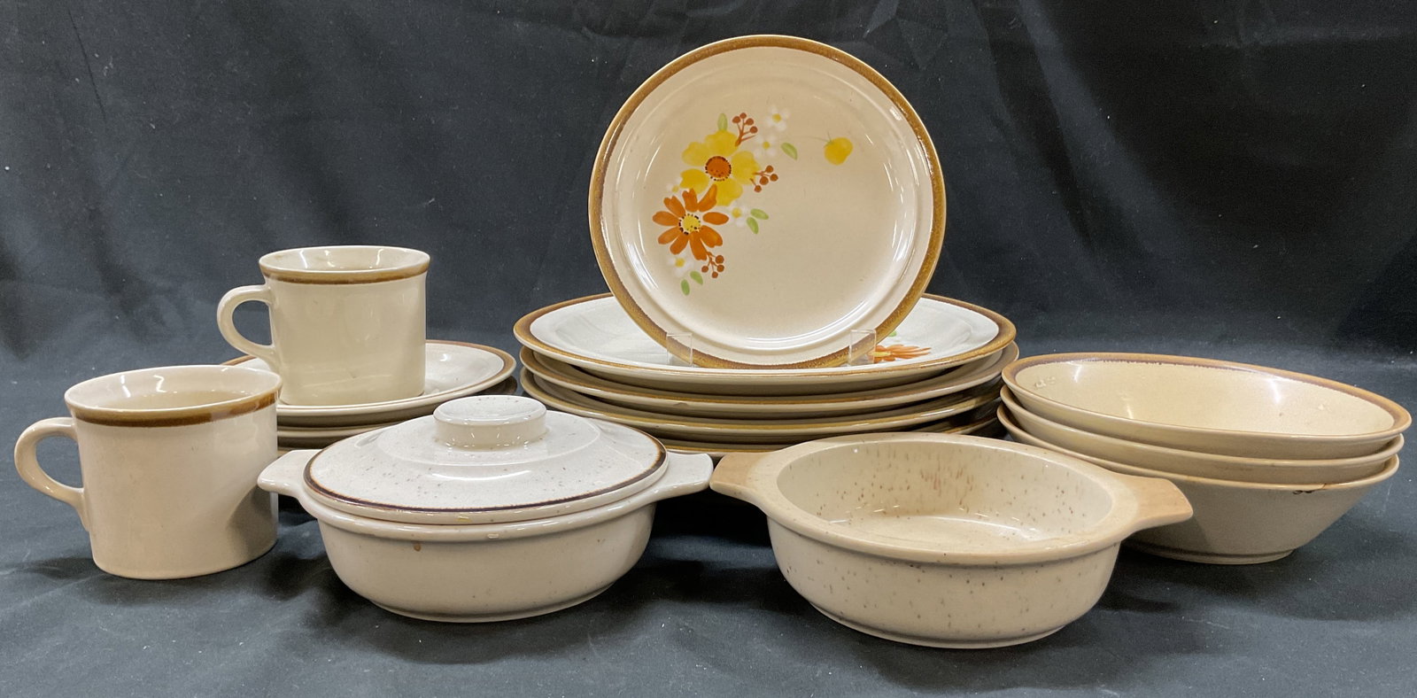Set 15 JI Stonecrest Ponche Tableware Korea+: 15 piece JI Stonecrest stoneware tableware set. Marked on underside, reads JI Stonecrest Andre Ponche Designer Collection 215 Autumn Glory Hand Painted Korea. Includes 5 dinner plates, 1 salad plate, 