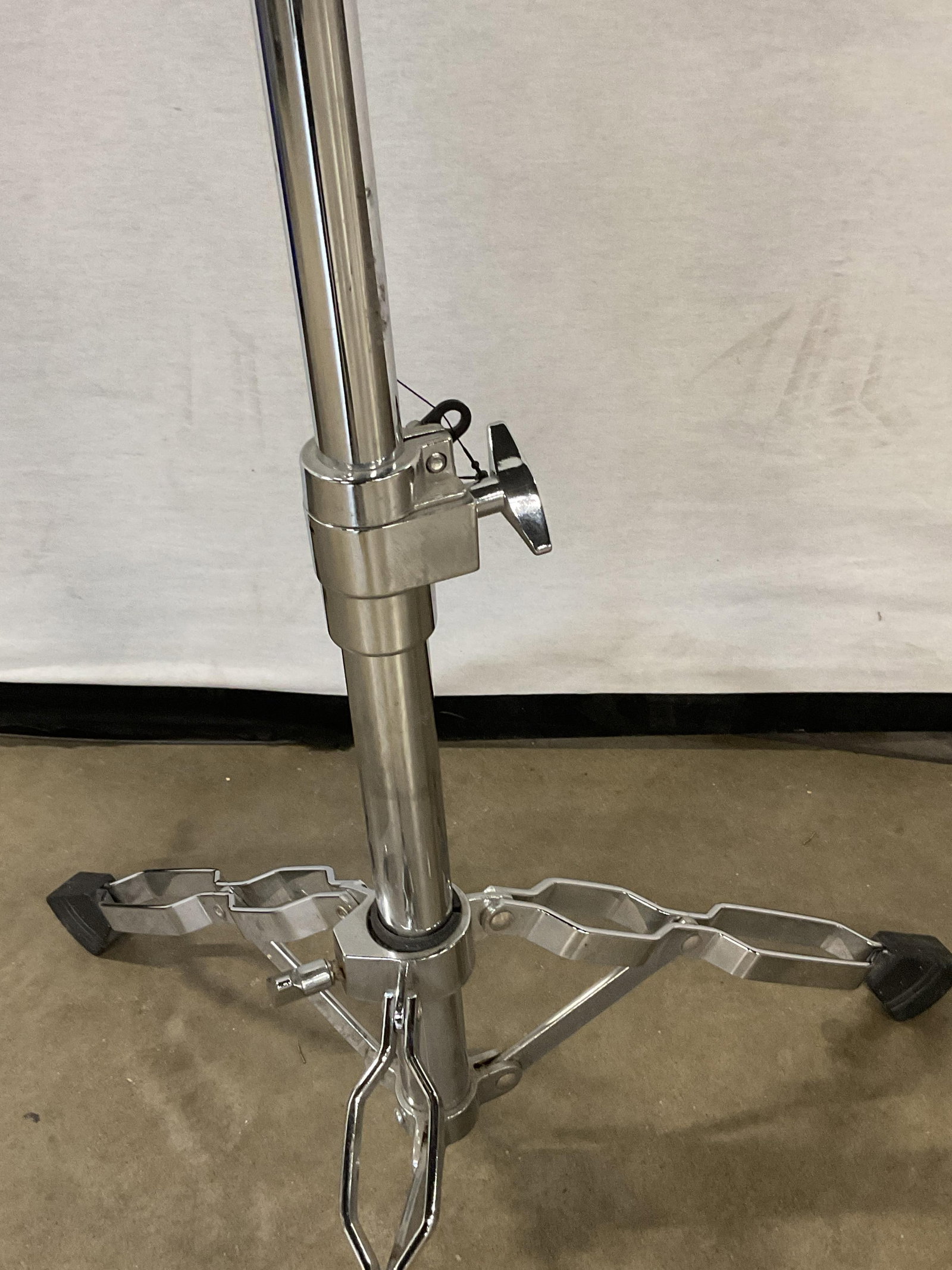 Drum Stand Glass Top Adjustable Side Table - 6