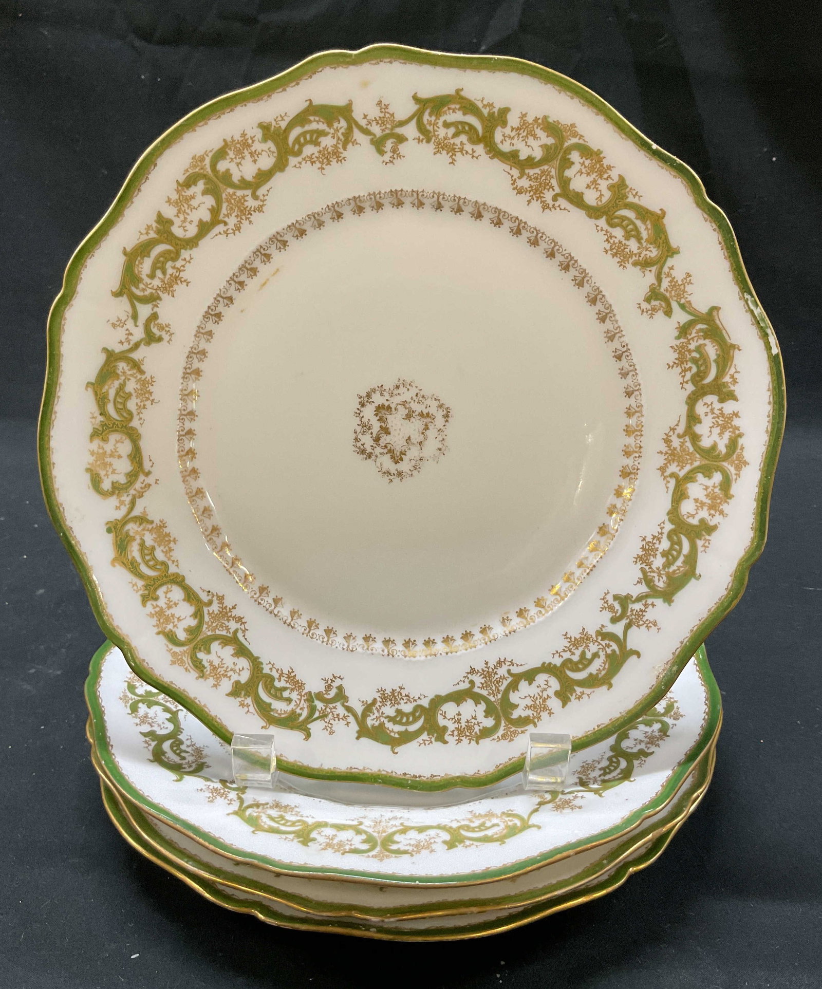 Set 4 Theodore Haviland Limoges Plates France (1 of 8)