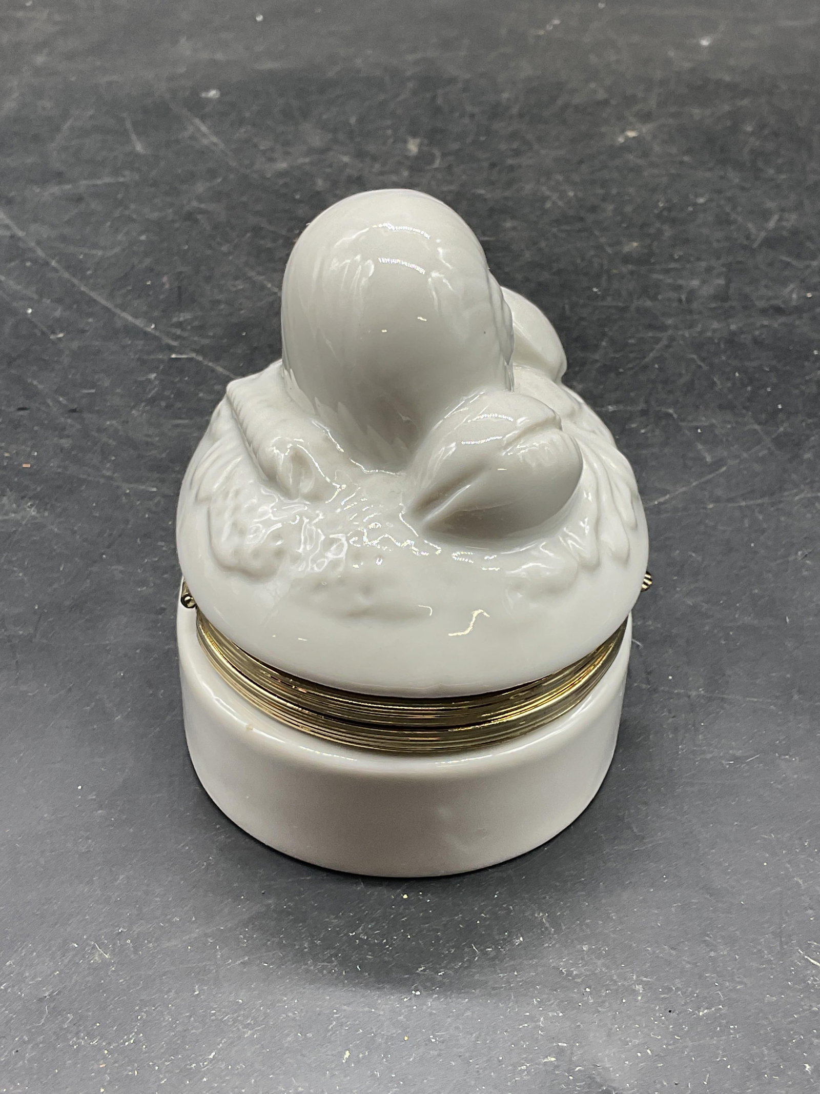 Taste Setter Sigma Ceramic Shell Trinket Box - 5
