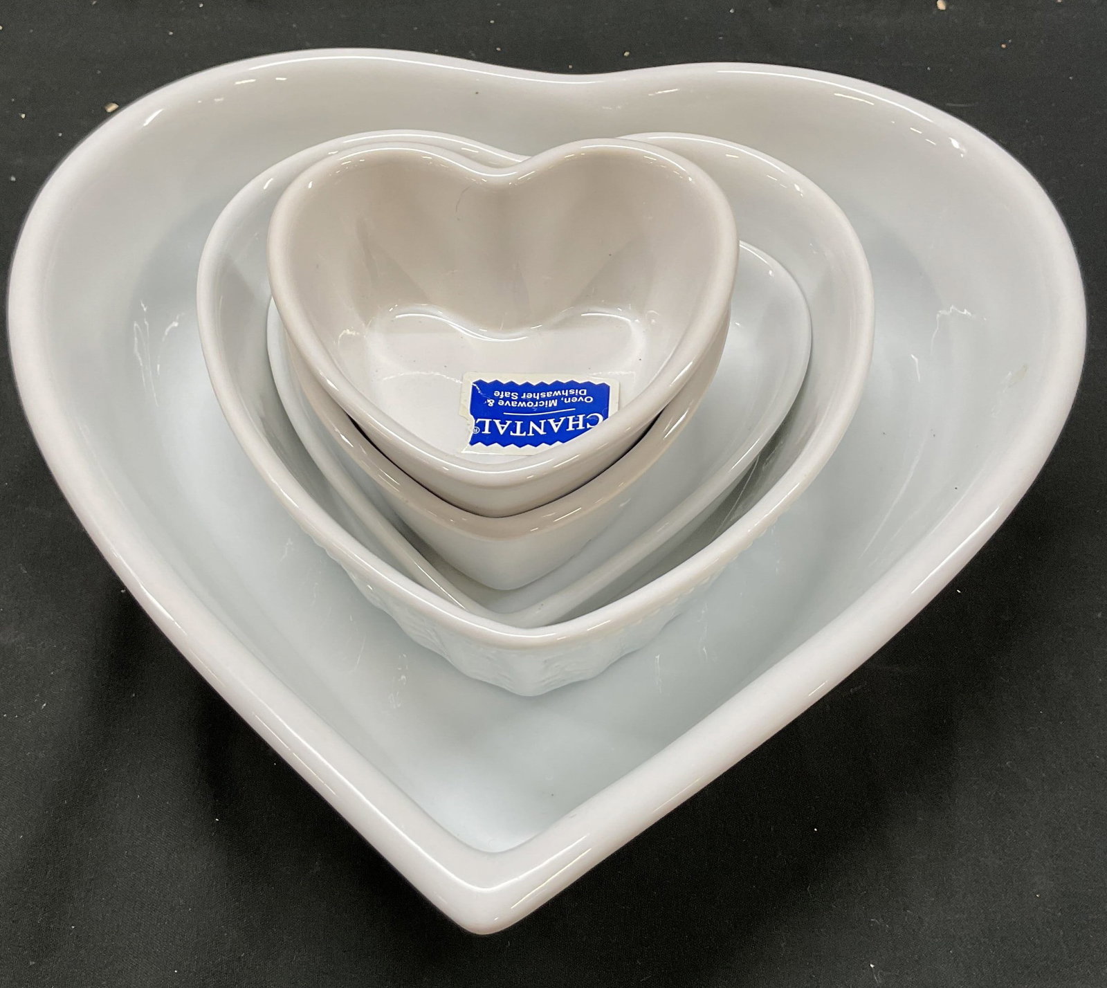 Lot 5 Assorted Porcelain & Ceramic Heart Dishes (1 of 10)