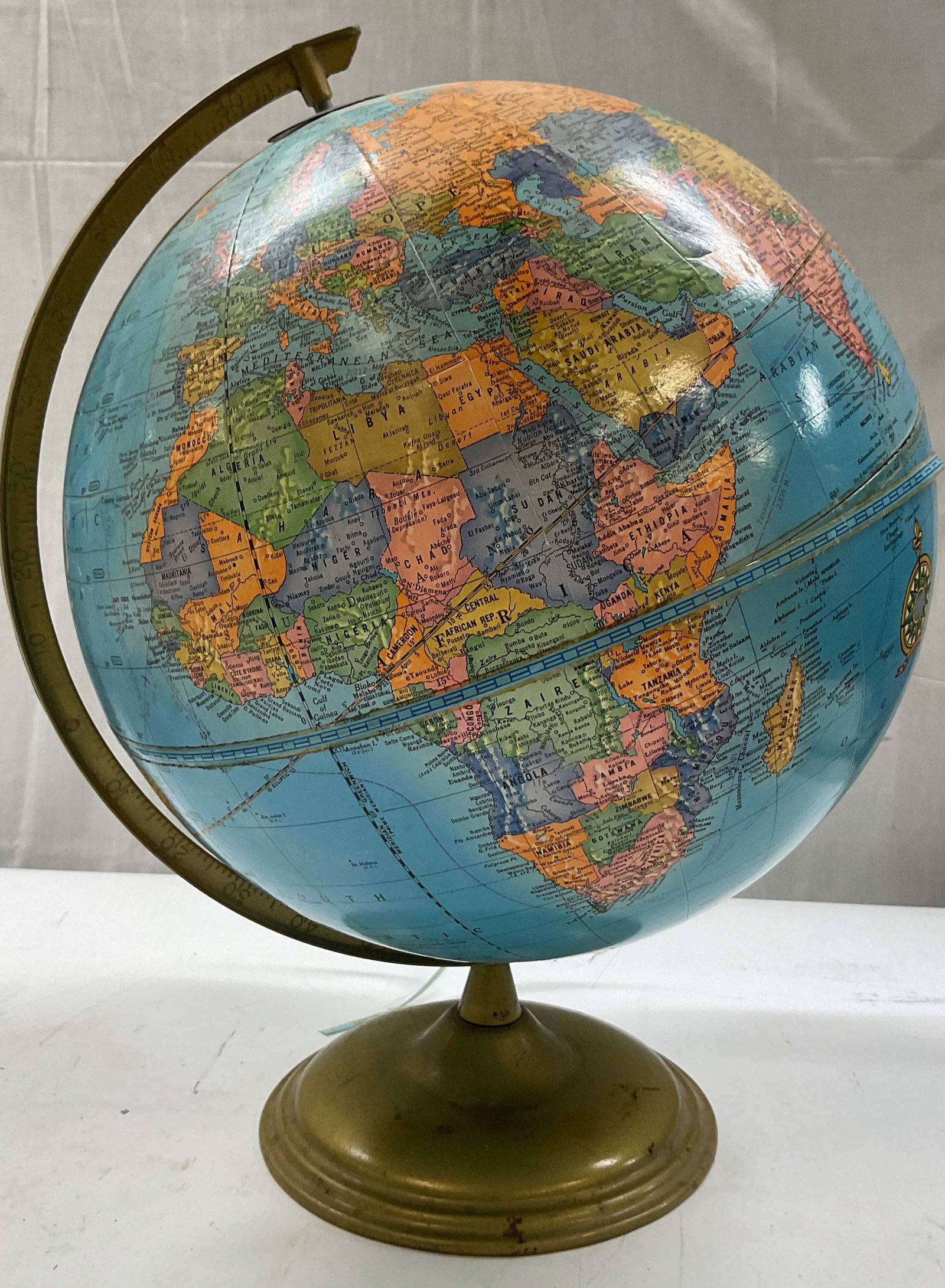 George F. Cram Co Imperial World Globe USA (1 of 8)