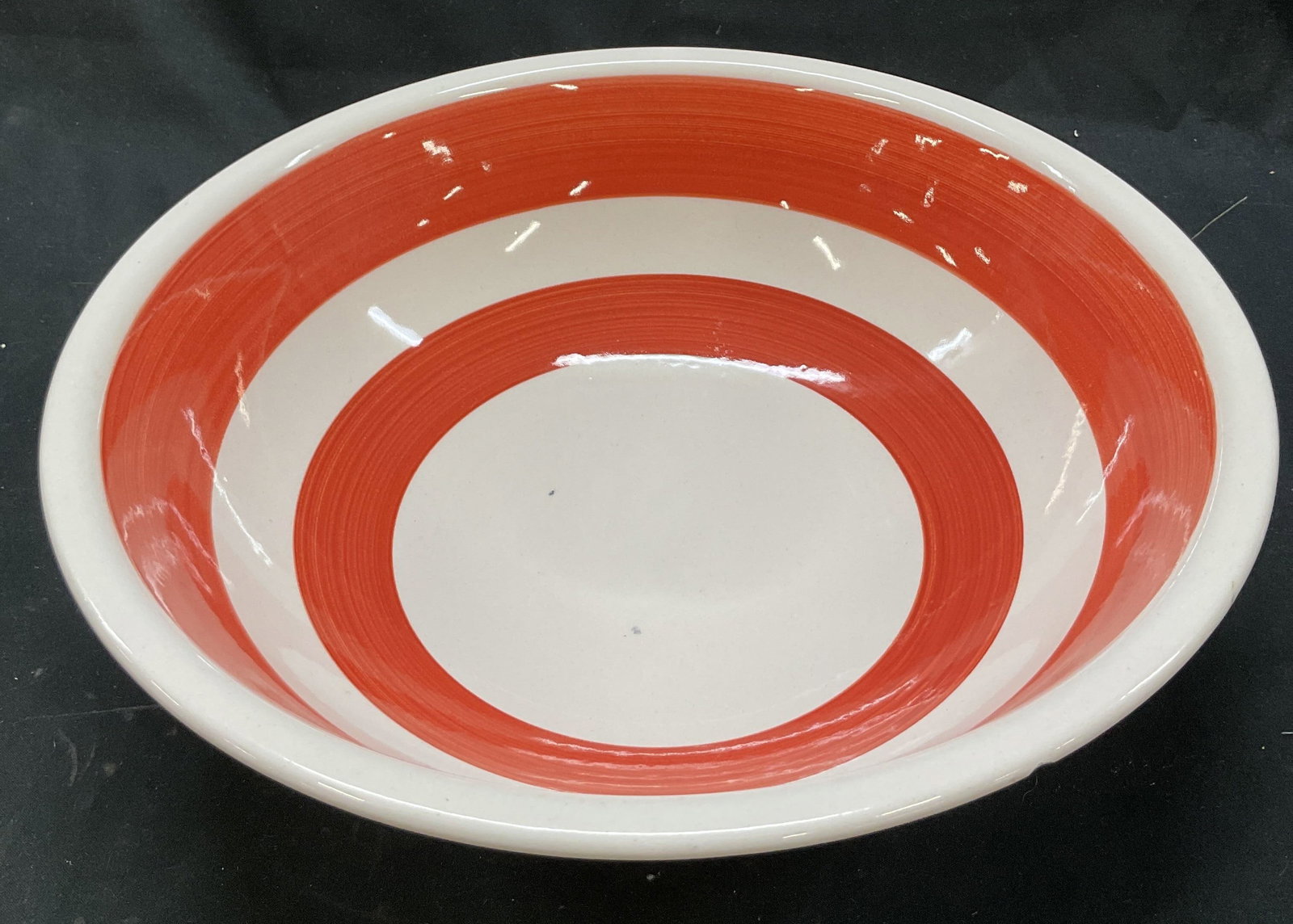 Vintage Ceramic Red & White Serving Bowl Italy (1 of 9)