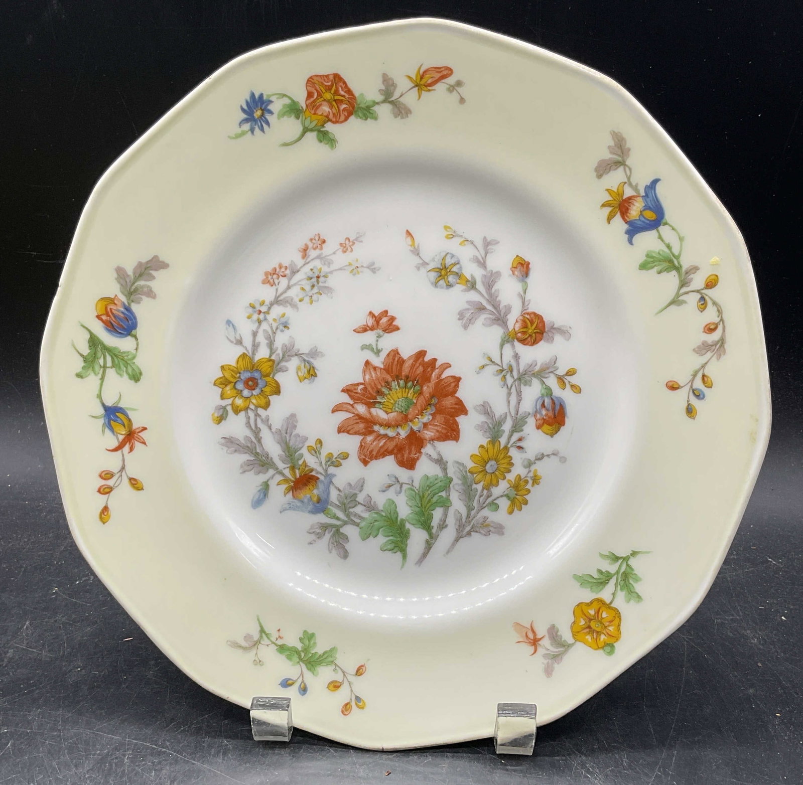 Theodore HAVILAND Porcelain Floral Plate France: Theodore HAVILAND porcelain plate. Floral motif. Made in France. Measures approx. 9.5 inches wide. Some scratching. Theodore HAVILAND plate, HAVILAND plate, porcelain plate, home decor, home accessori