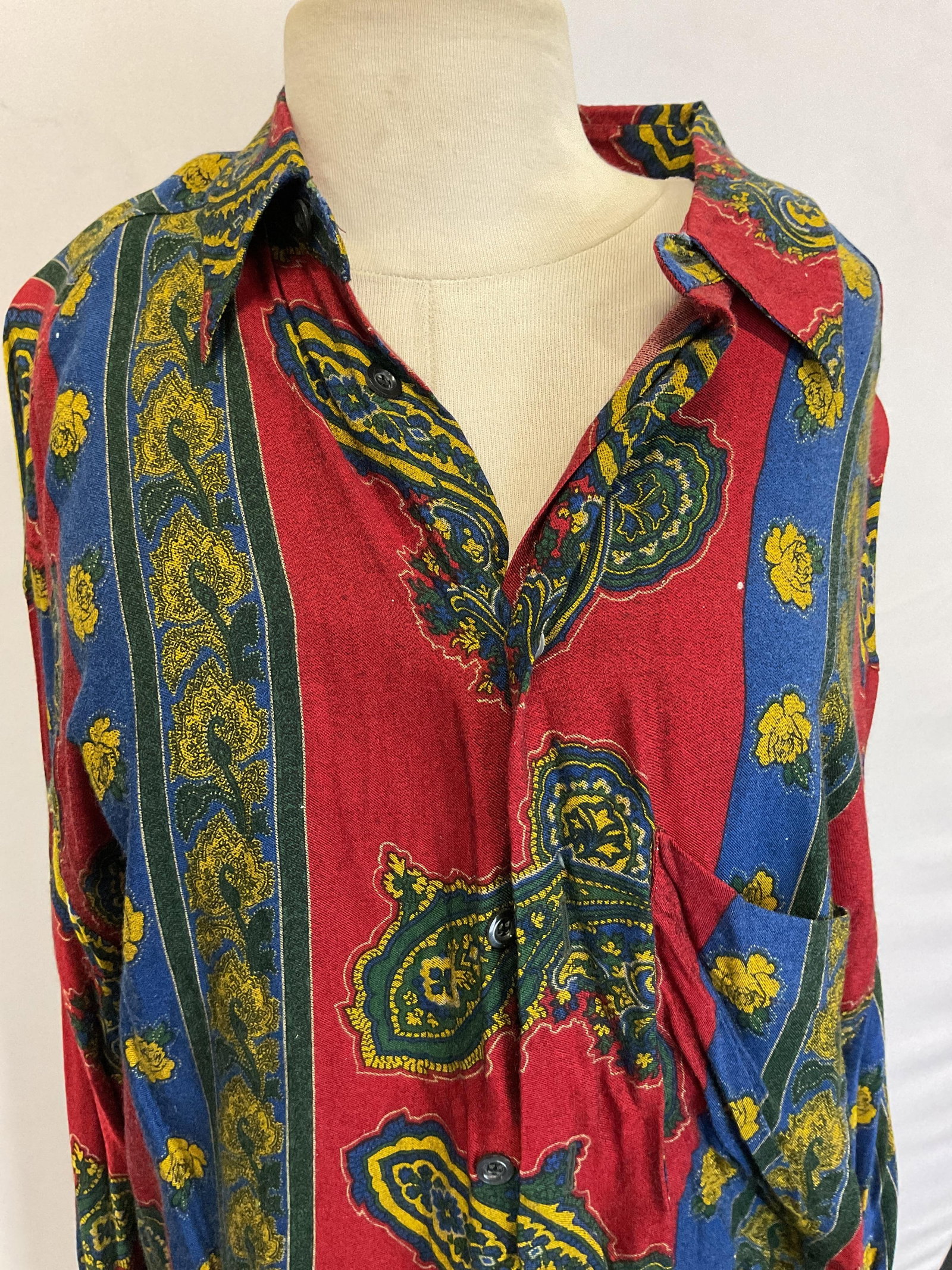 Byblos Spa Paisley Pattern Button Down Italy - 4