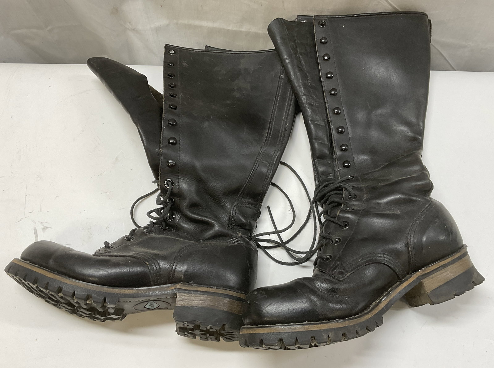 VTG Durango Gen Black Leather Combat Boots (1 of 9)