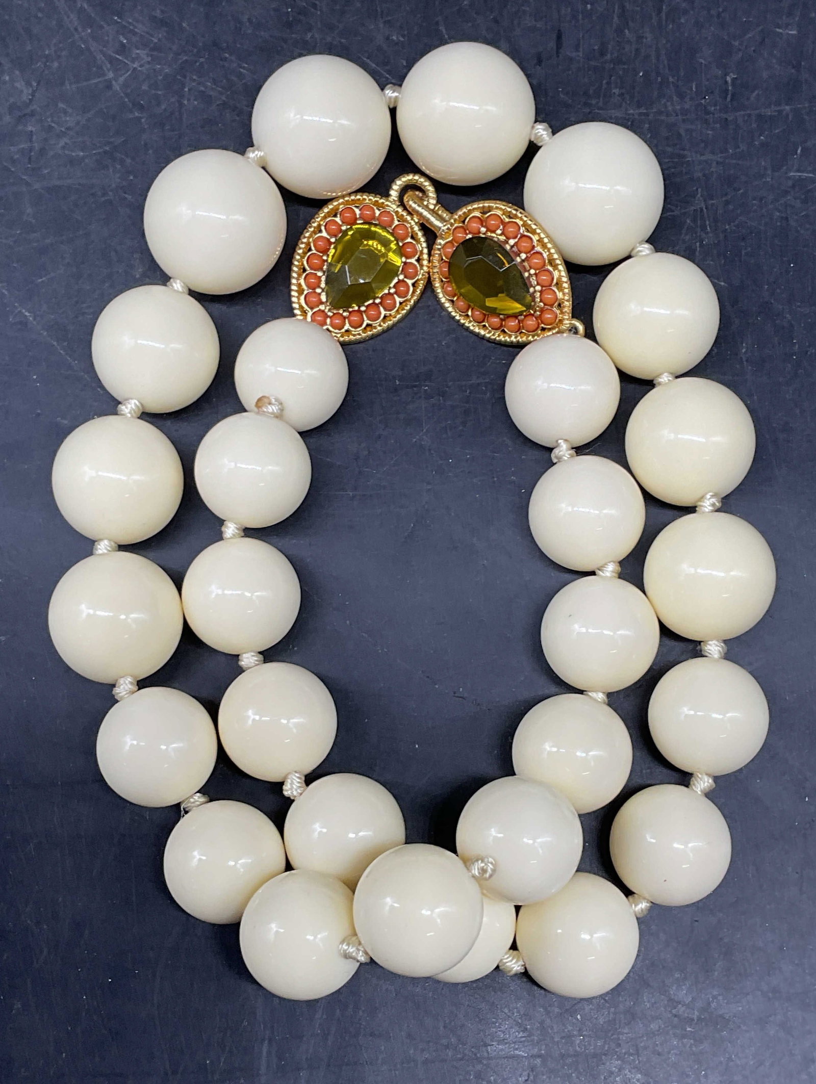 Vintage Chunky White Beaded Necklace: Vintage chunky white beaded necklace with crystal clasp. Drop length 10 inches. Some scratching. Jewelry, estate jewelry, costume jewelry, cocktail jewelry, fashion jewelry, accessories, fashion