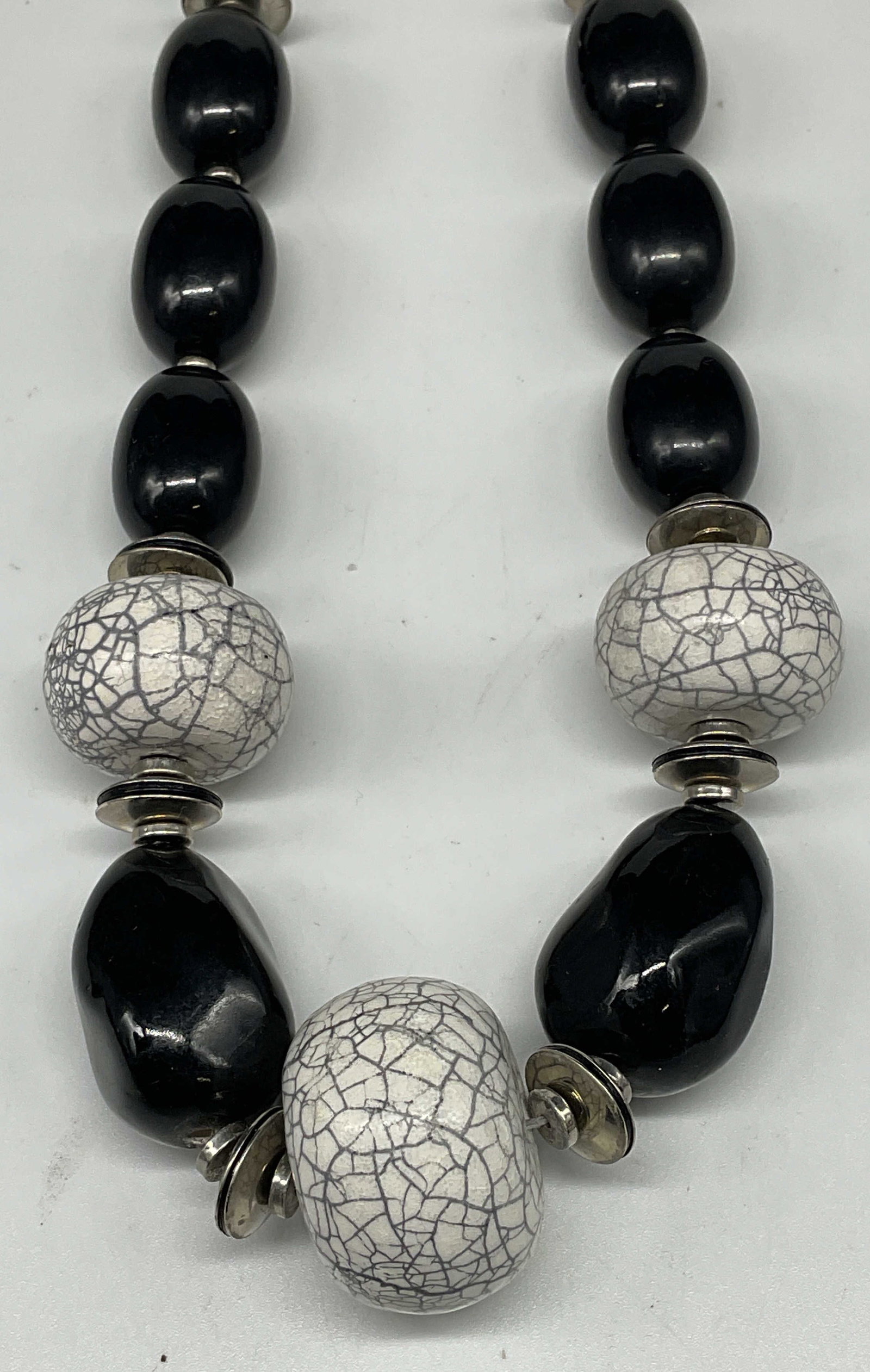 Vintage Black & White Chunky Beaded Necklace: Vintage black and white faux stone chunky beaded necklace. Drop length 9 inches. Some scratching. Jewelry, estate jewelry, costume jewelry, cocktail jewelry, fashion jewelry, accessories, fashion