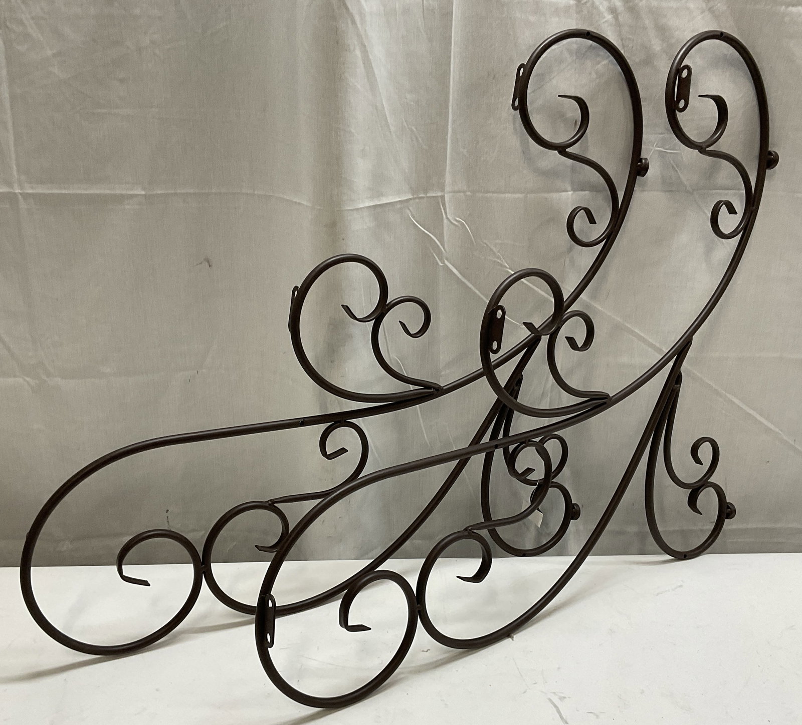 St 2 Brown Iron Scroll Pattern 25in Wall Mounts (1 of 6)