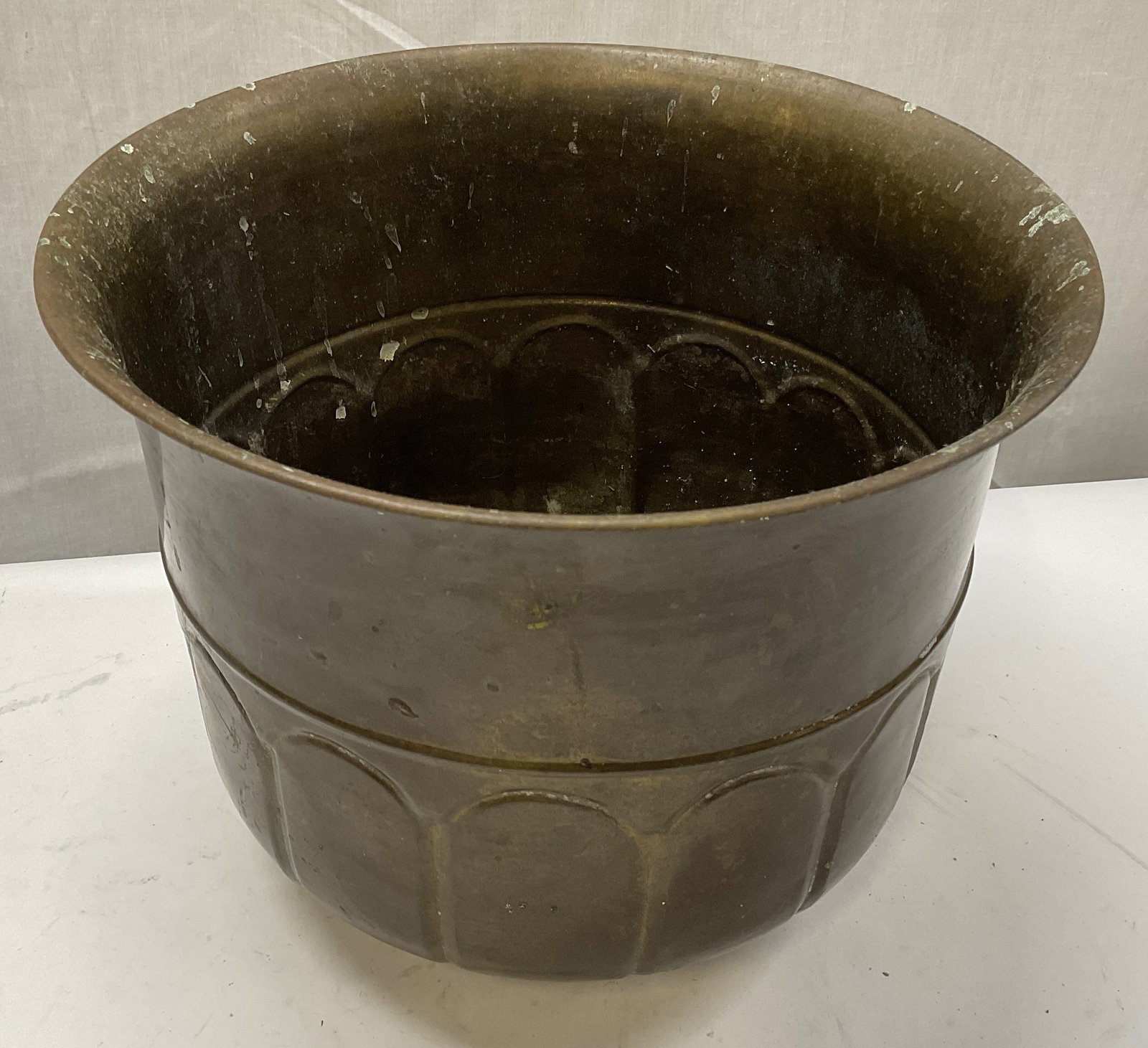 Dutch-Style Brass Planter (1 of 8)