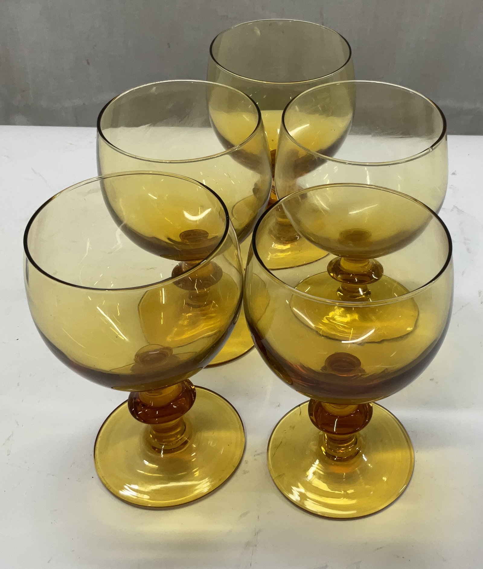 Lt 5 Vintage Amber Glass Goblets (1 of 6)
