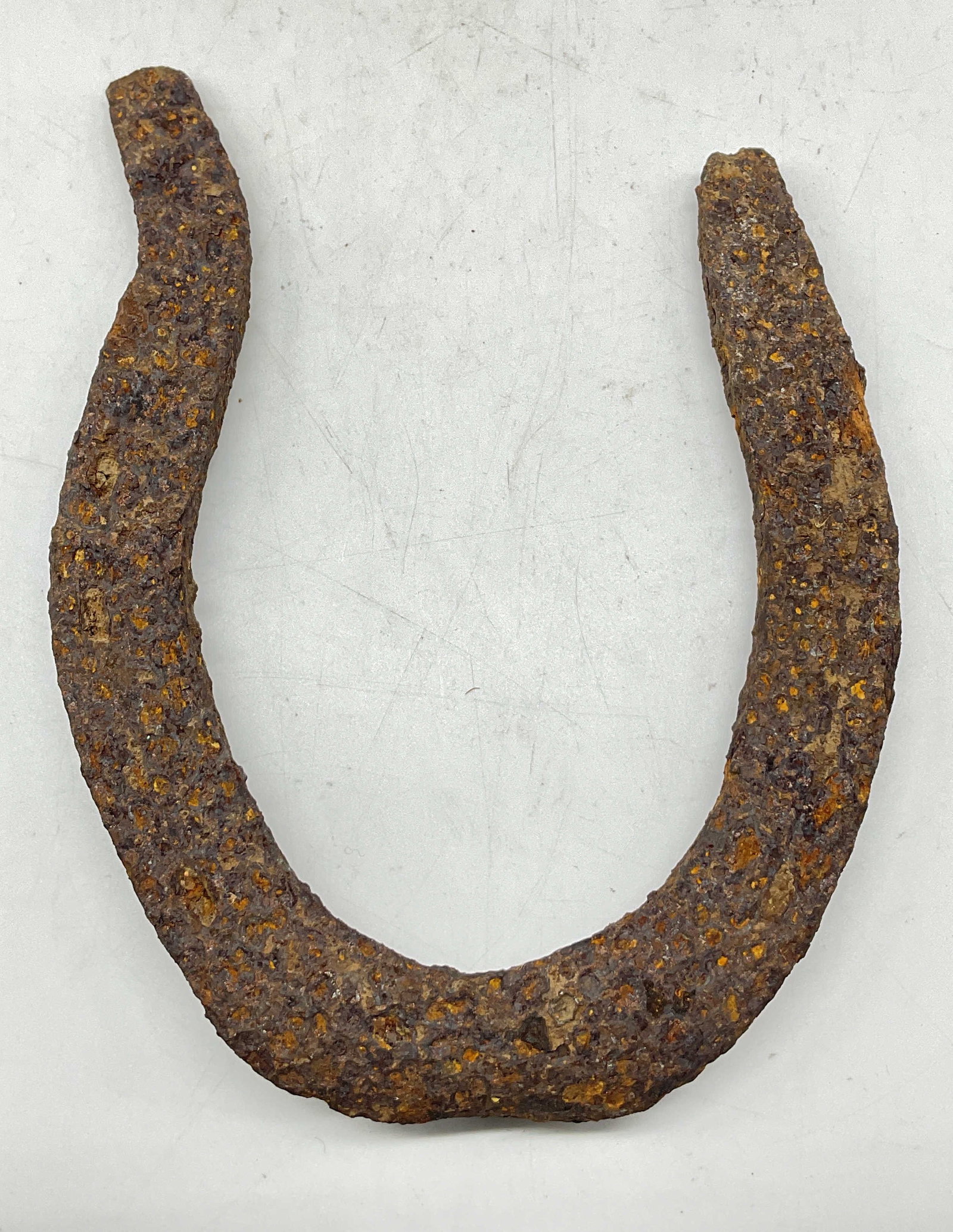 Vintage Rustic Cast Iron Horseshoe (1 of 6)