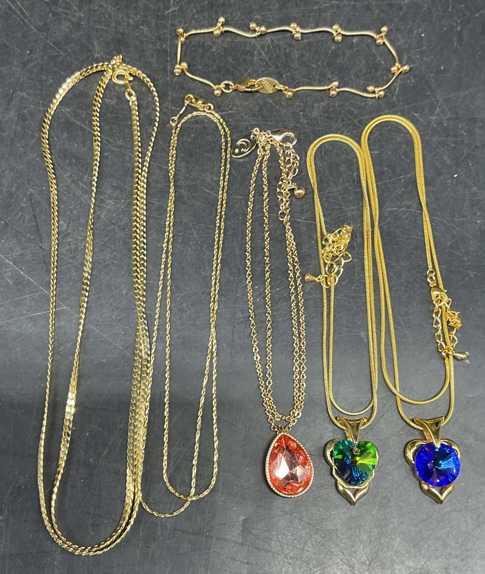 Lot 6 Avon, WW, C Gold Tn Necklaces Bracelet (1 of 7)