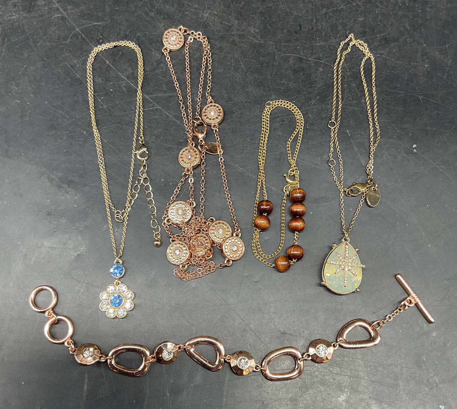 Lot 5 C, Emmons Gold Tone Pendant Necklaces (1 of 6)