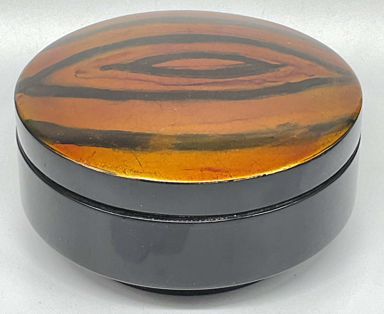 Black & Gold Lacquered Round Eye Trinket Box (1 of 6)
