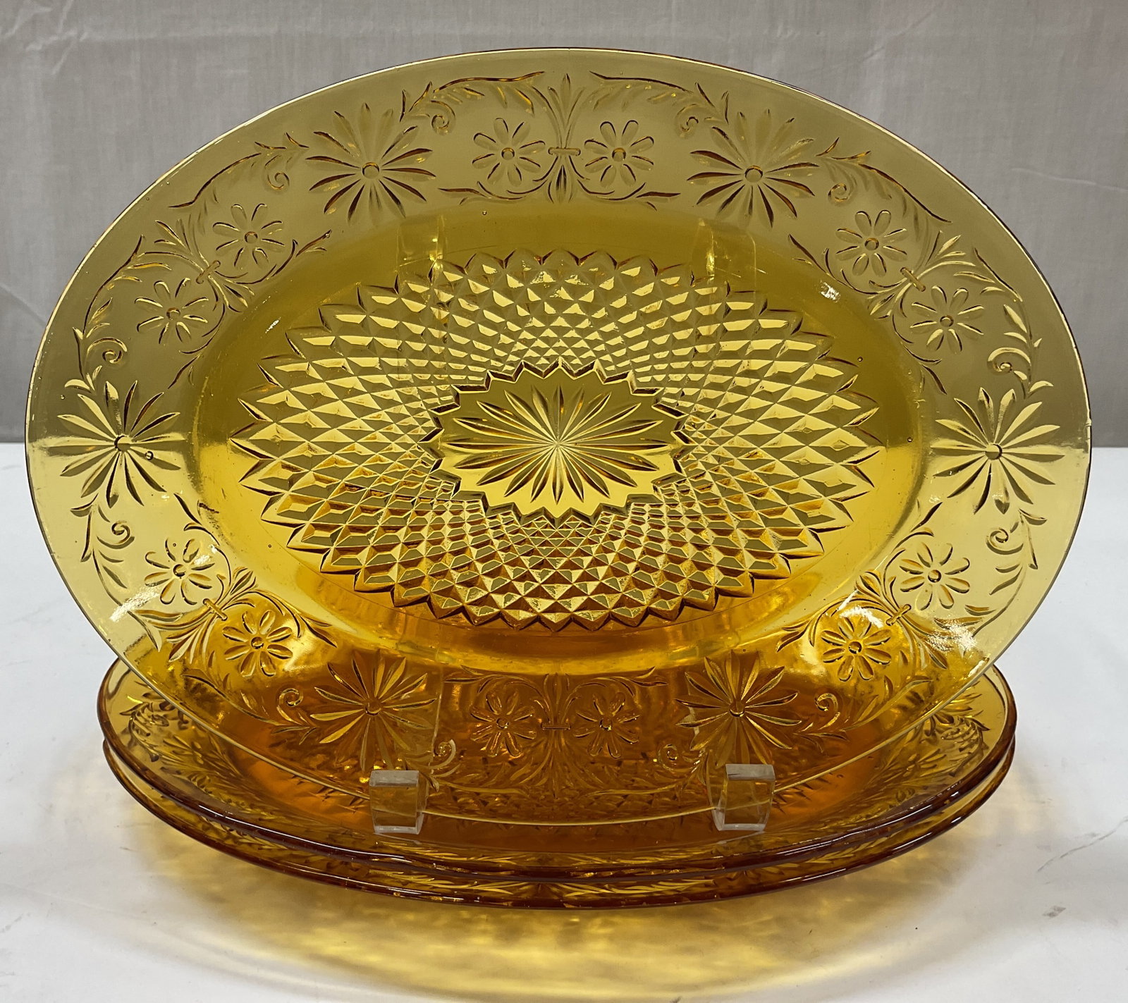 Set 3 Indiana Glass Amber Daisy Oval Platters (1 of 7)