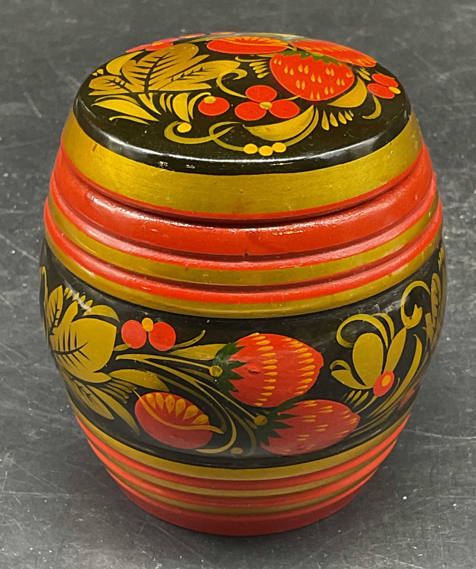 Vintage Russian Lacquered Strawberry Box (1 of 6)