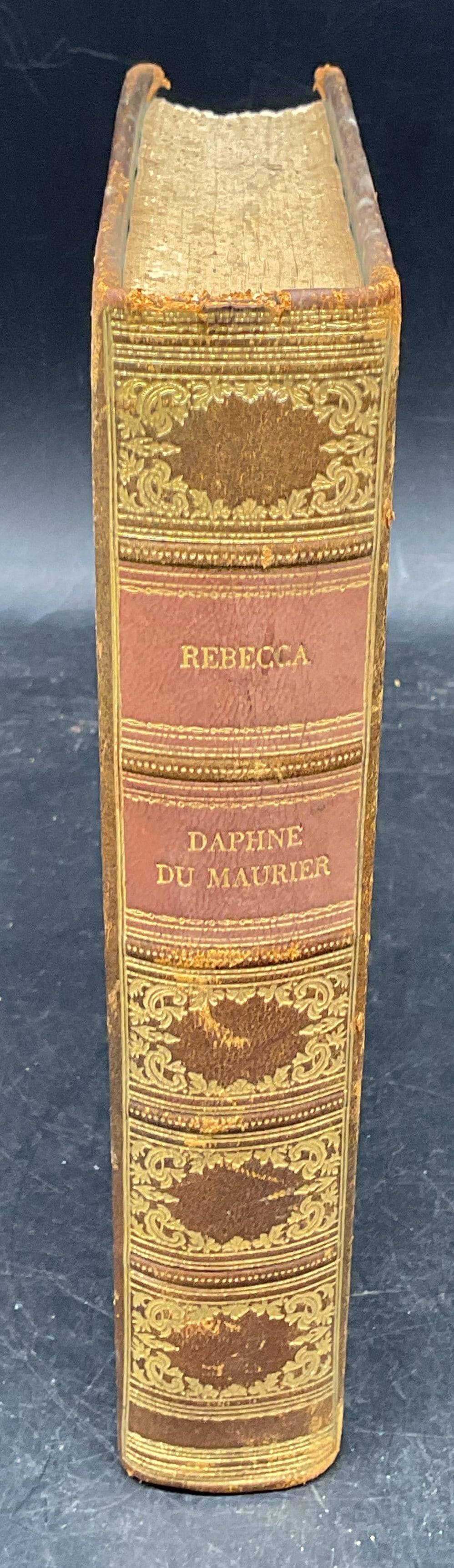 1940 Rebecca, Daphne Du Maurier (1 of 6)