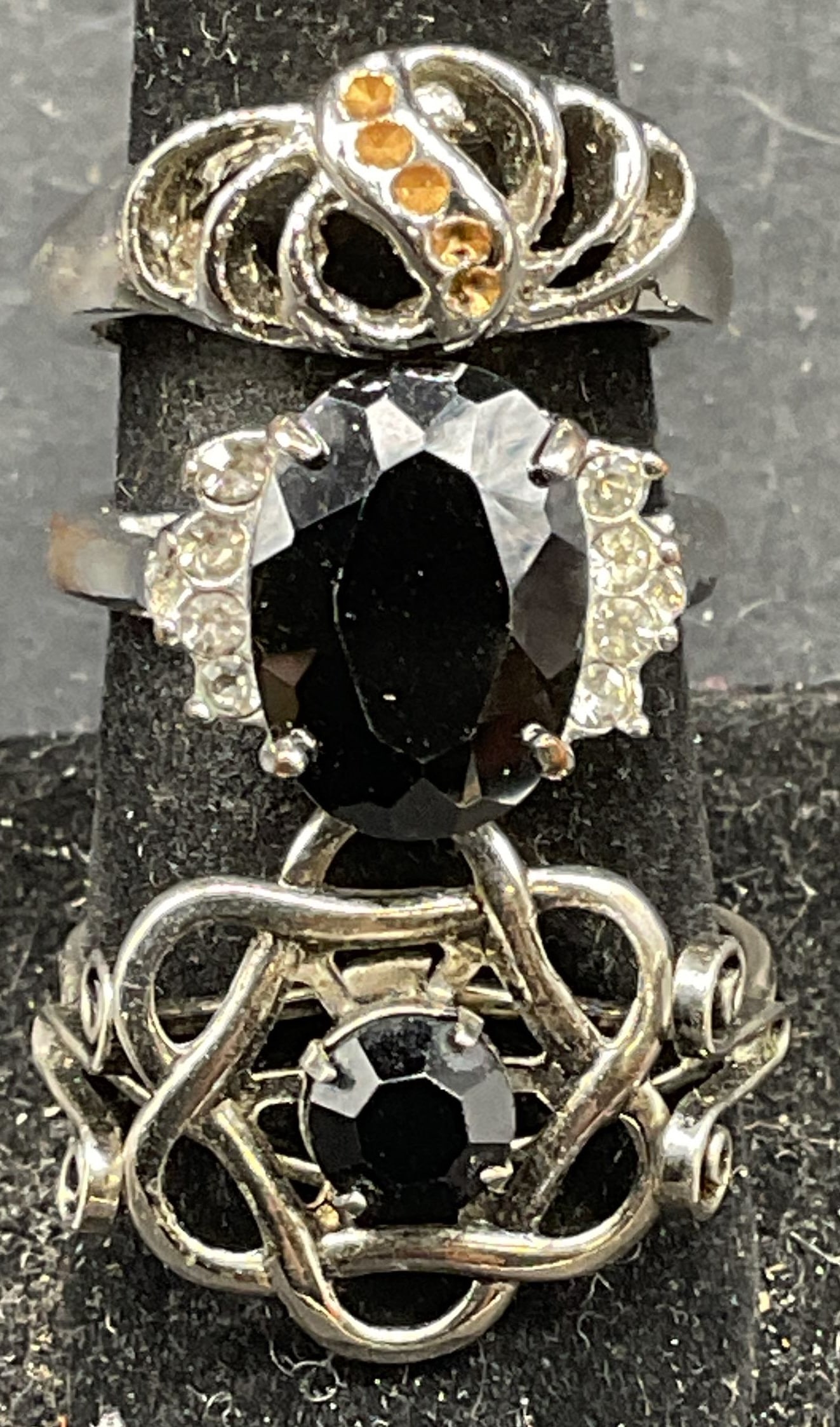 Lot 3 Vintage Silver Tone Crystal Rings (1 of 6)