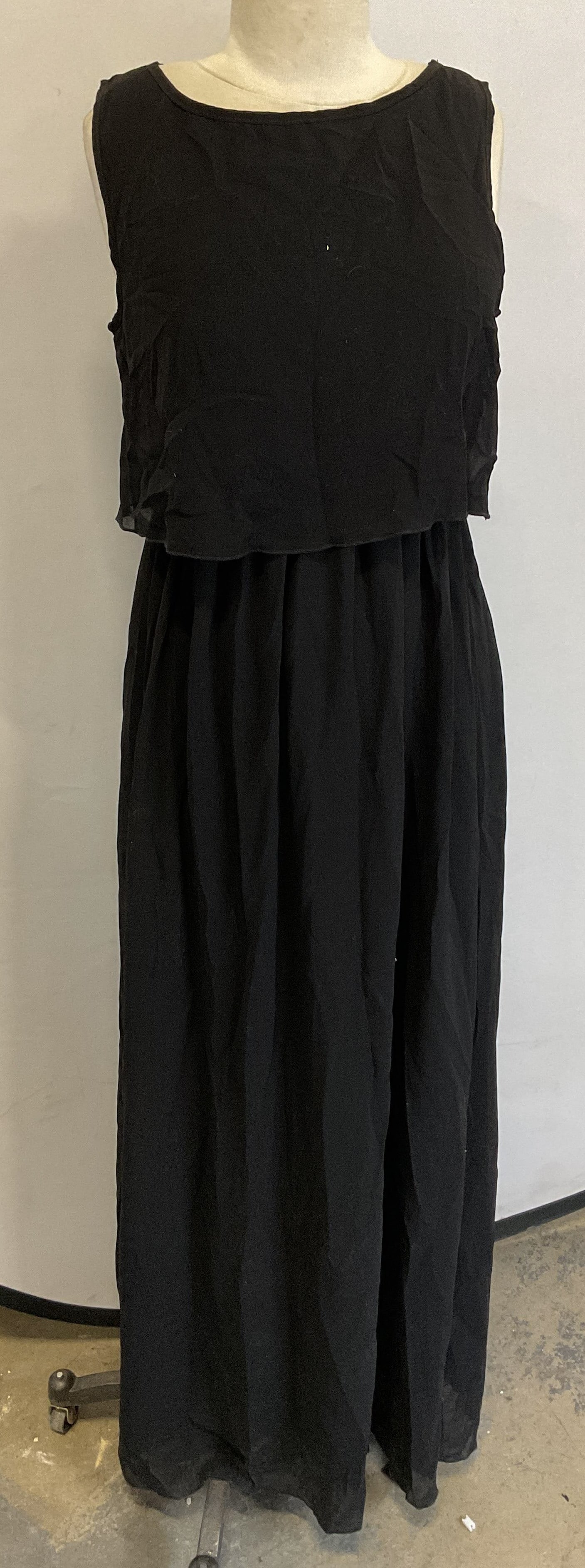 Vintage Black Maxi Dress (1 of 9)