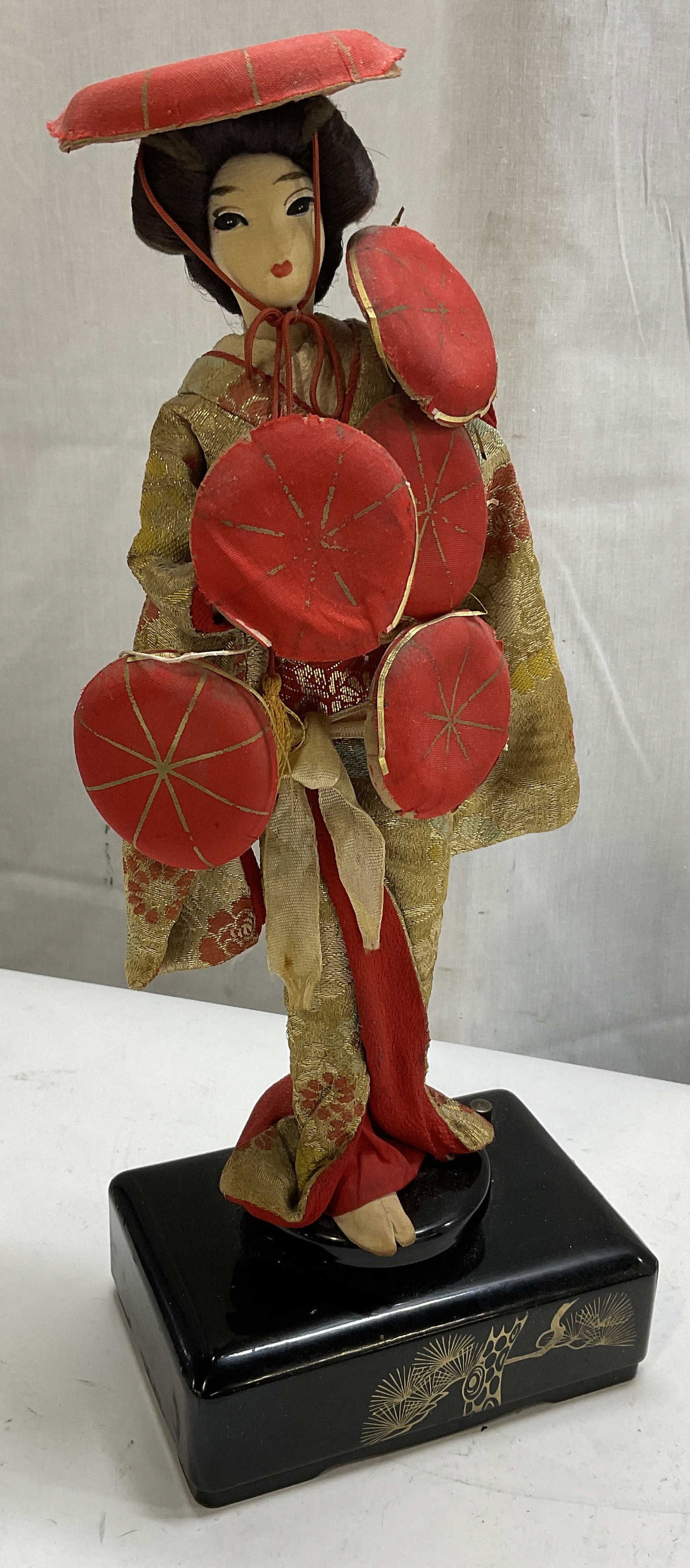 Vintage Japanese Geisha Doll Music Box (1 of 10)