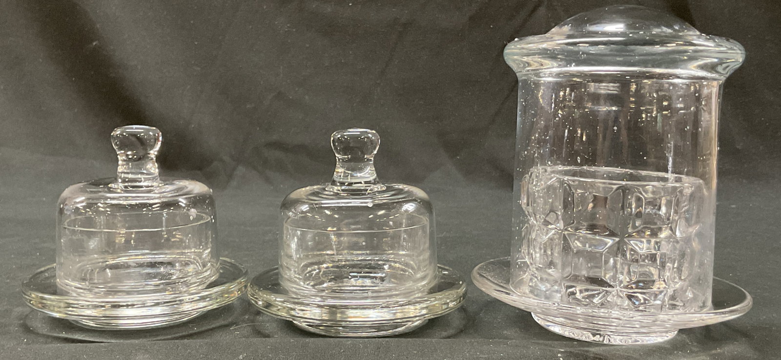 Lot 3 Vintage Glass Lidded Butter Dishes (1 of 11)