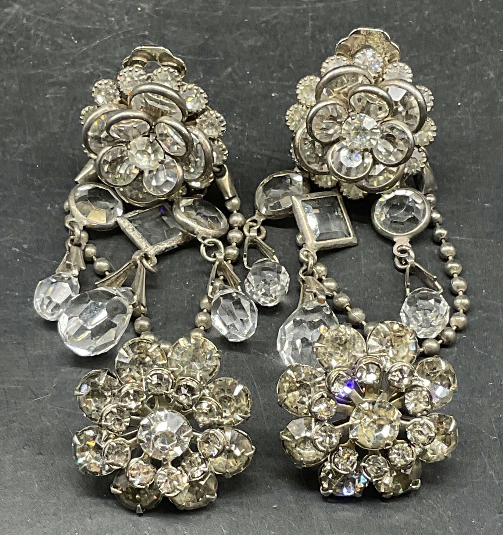 Lot 2 Vintage Silver Tone Crystal Flower Earrings (1 of 6)