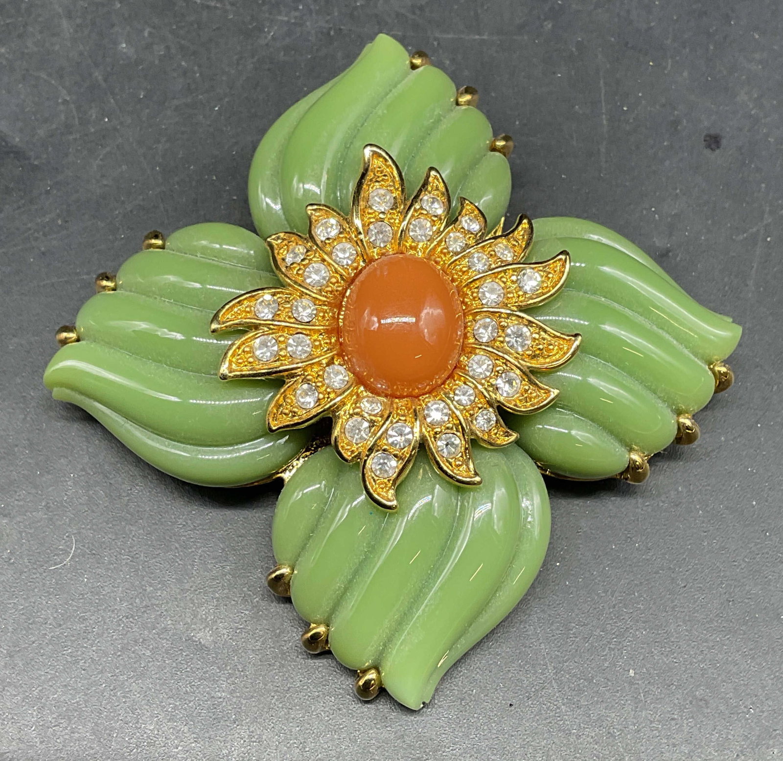 Vtg Joan Rivers Green Pink Crystal Flower Brooch (1 of 6)