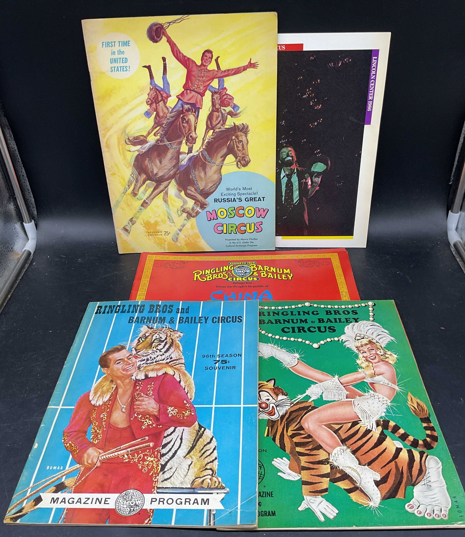 Lot 8 1960s-80s Ringling Circus Souvenir Programs (1 of 6)