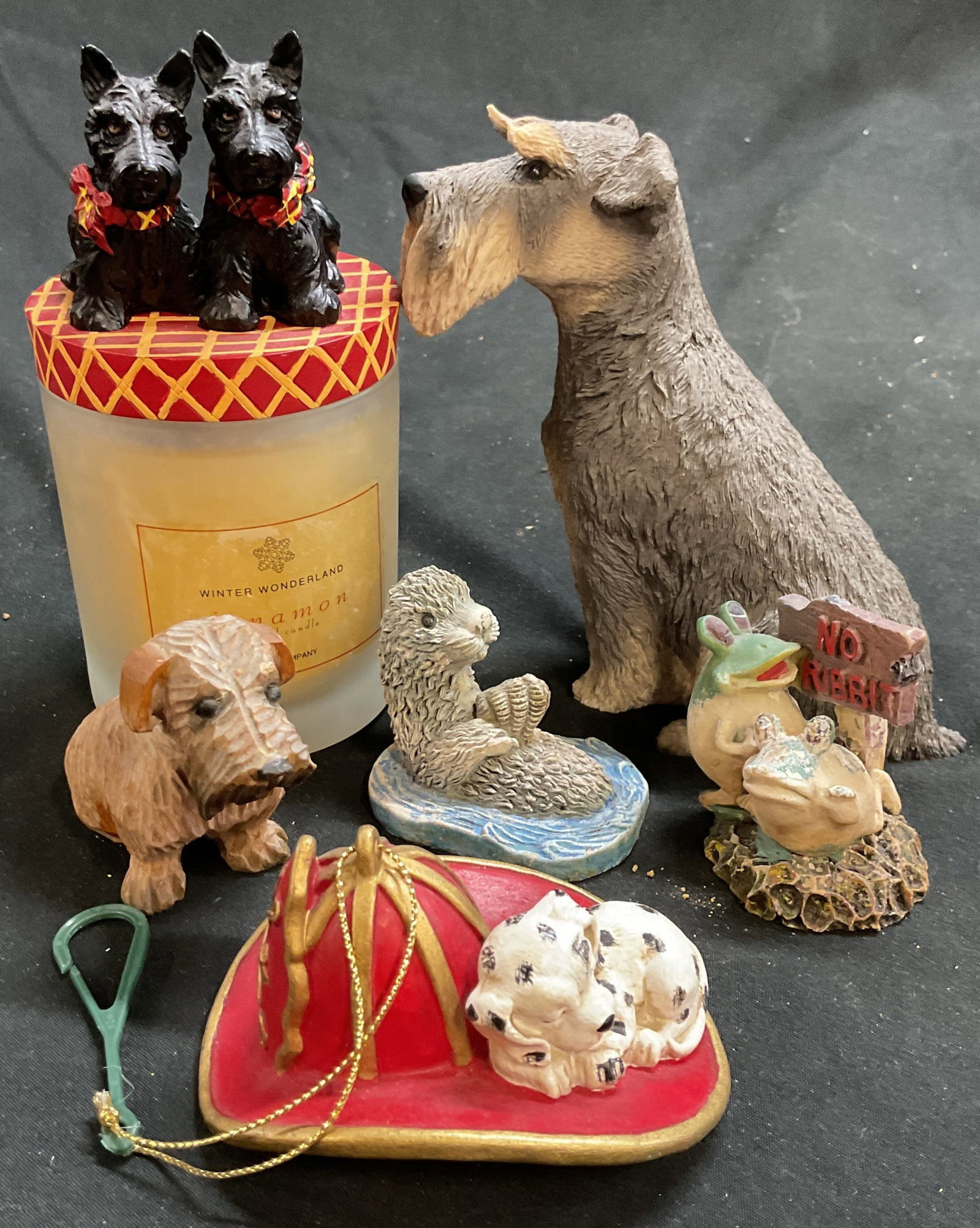 Group Lot Dog Figurals (1 of 11)