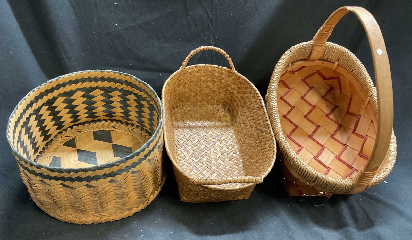 Group 3 Straw Woven Decorative baskets (1 of 9)
