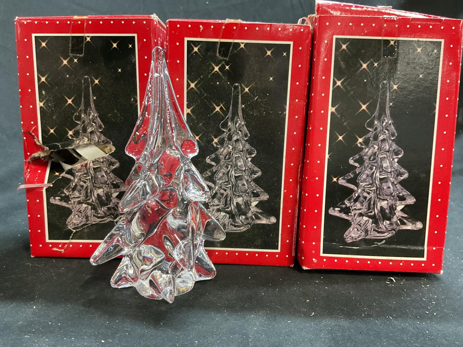 Set 3 Boxed Glass Christmas trees (1 of 7)