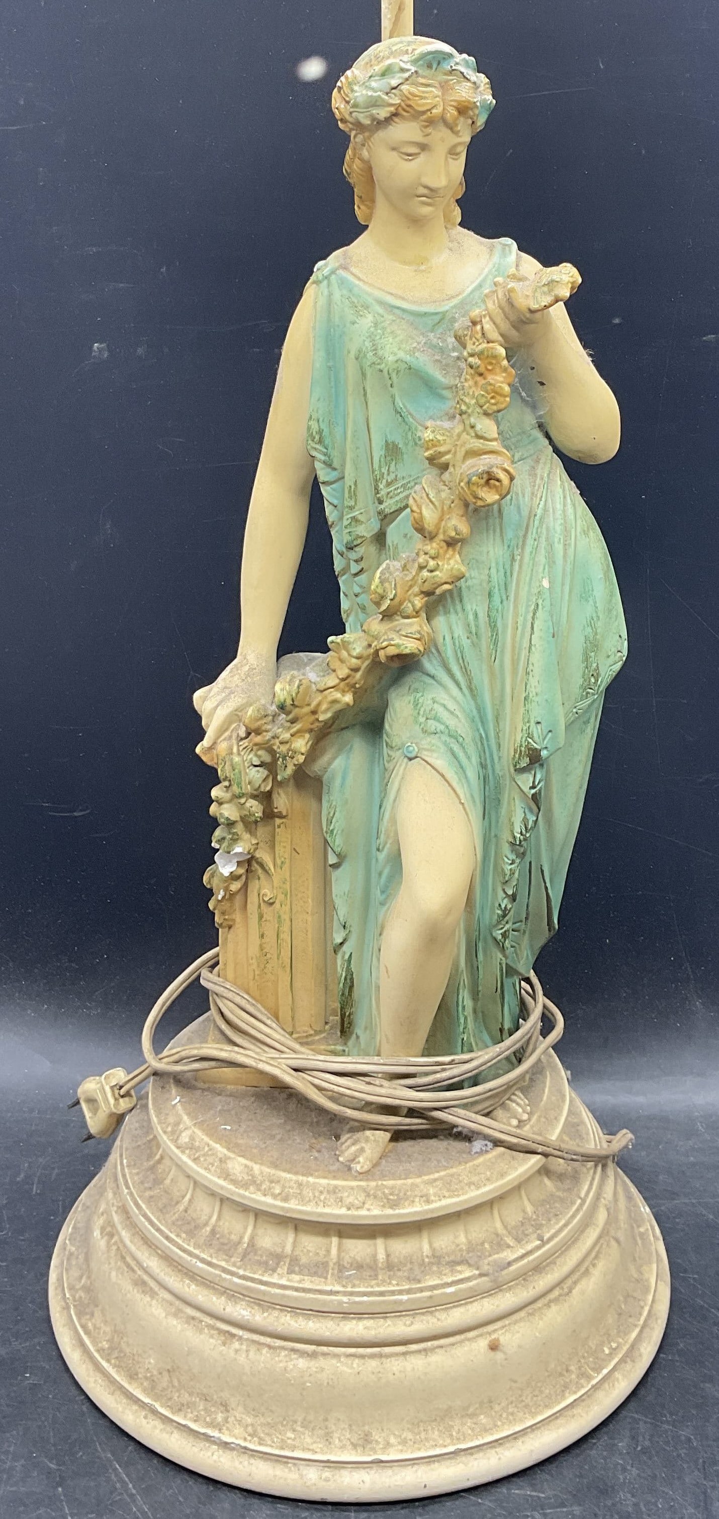 Vintage Classical Figure Table Lamp (1 of 8)