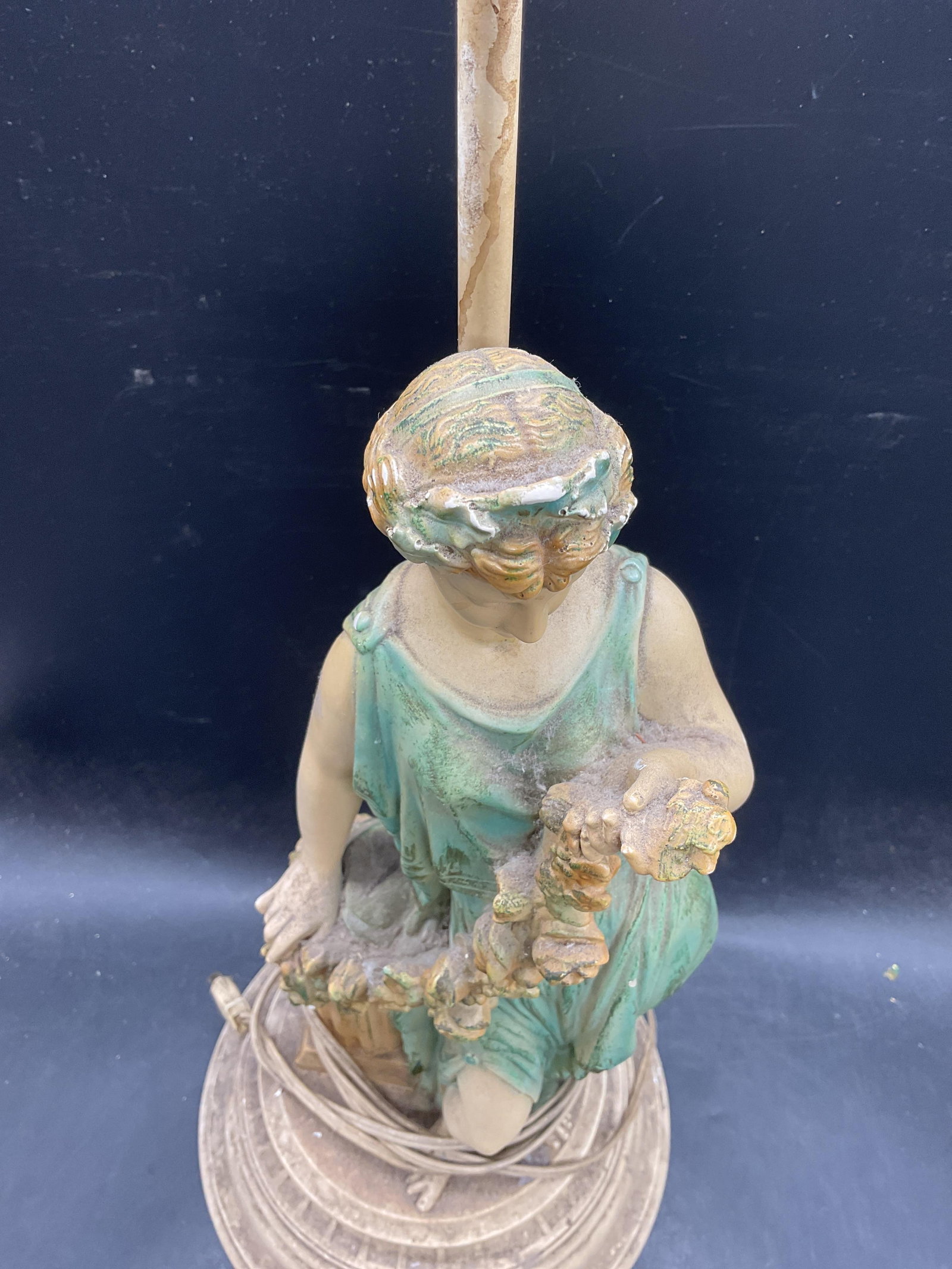 Vintage Classical Figure Table Lamp - 3