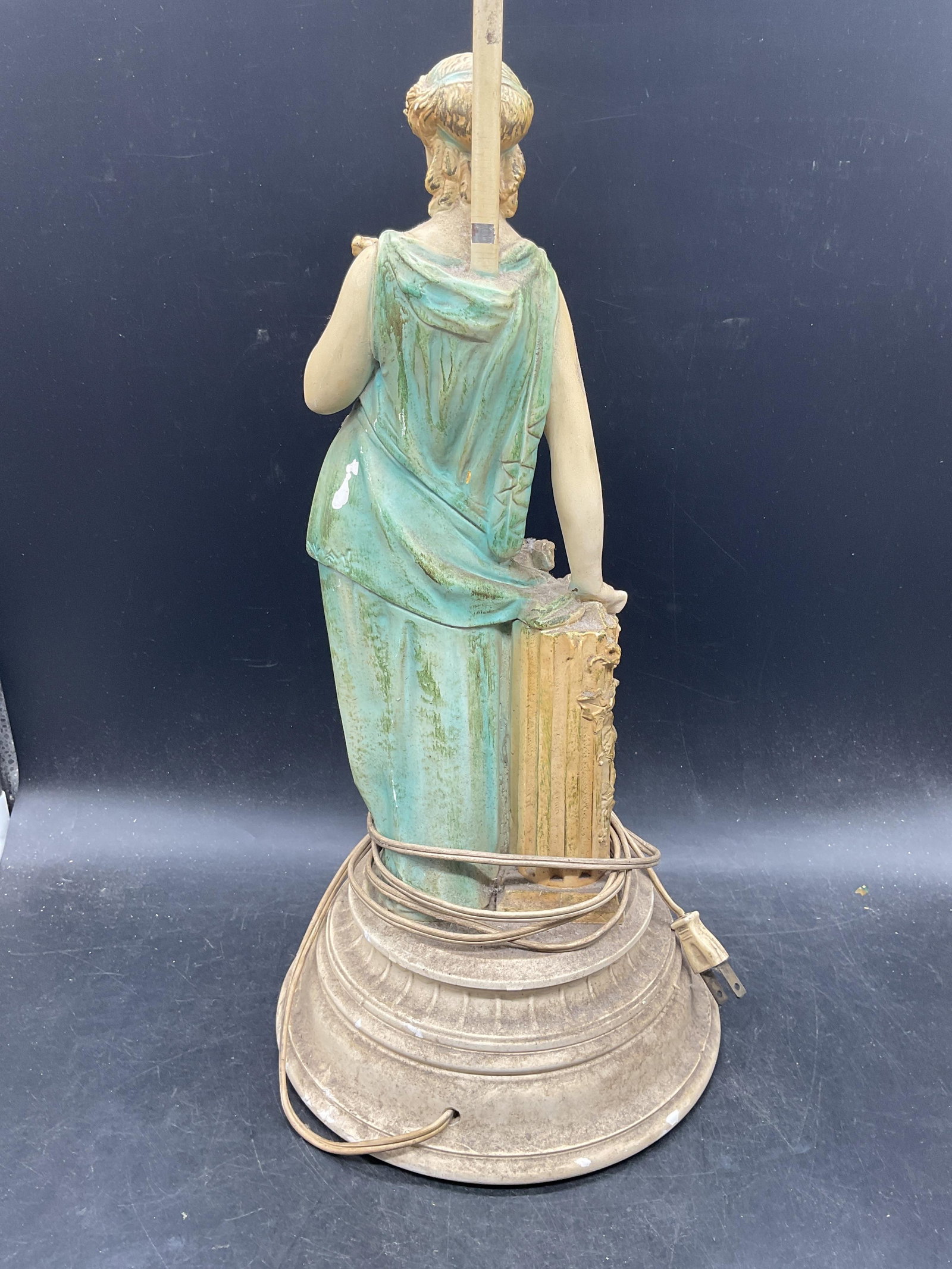 Vintage Classical Figure Table Lamp - 5