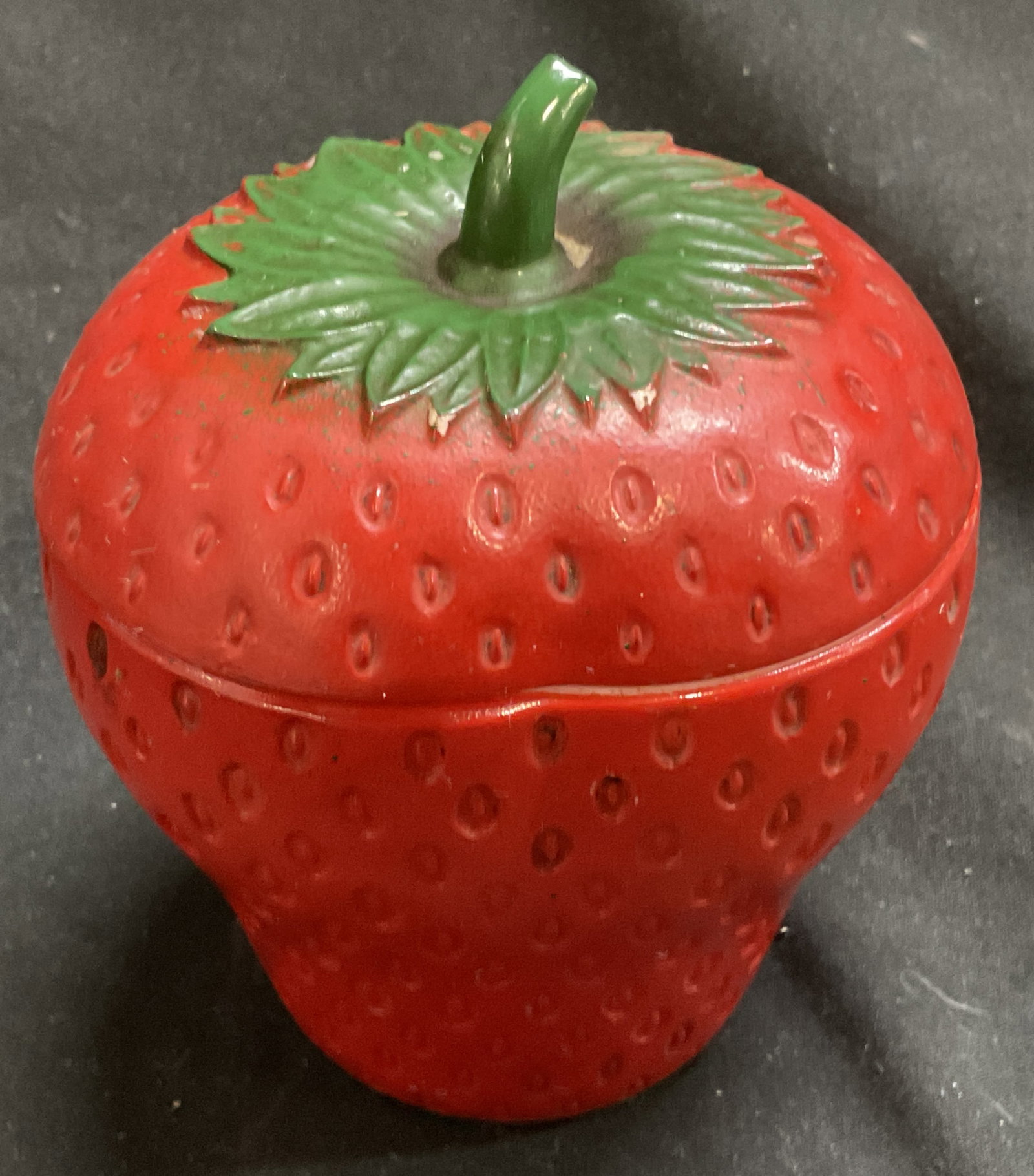 VTG Strawberry-Shaped Milk Glass Lidded Jam Jar (1 of 8)