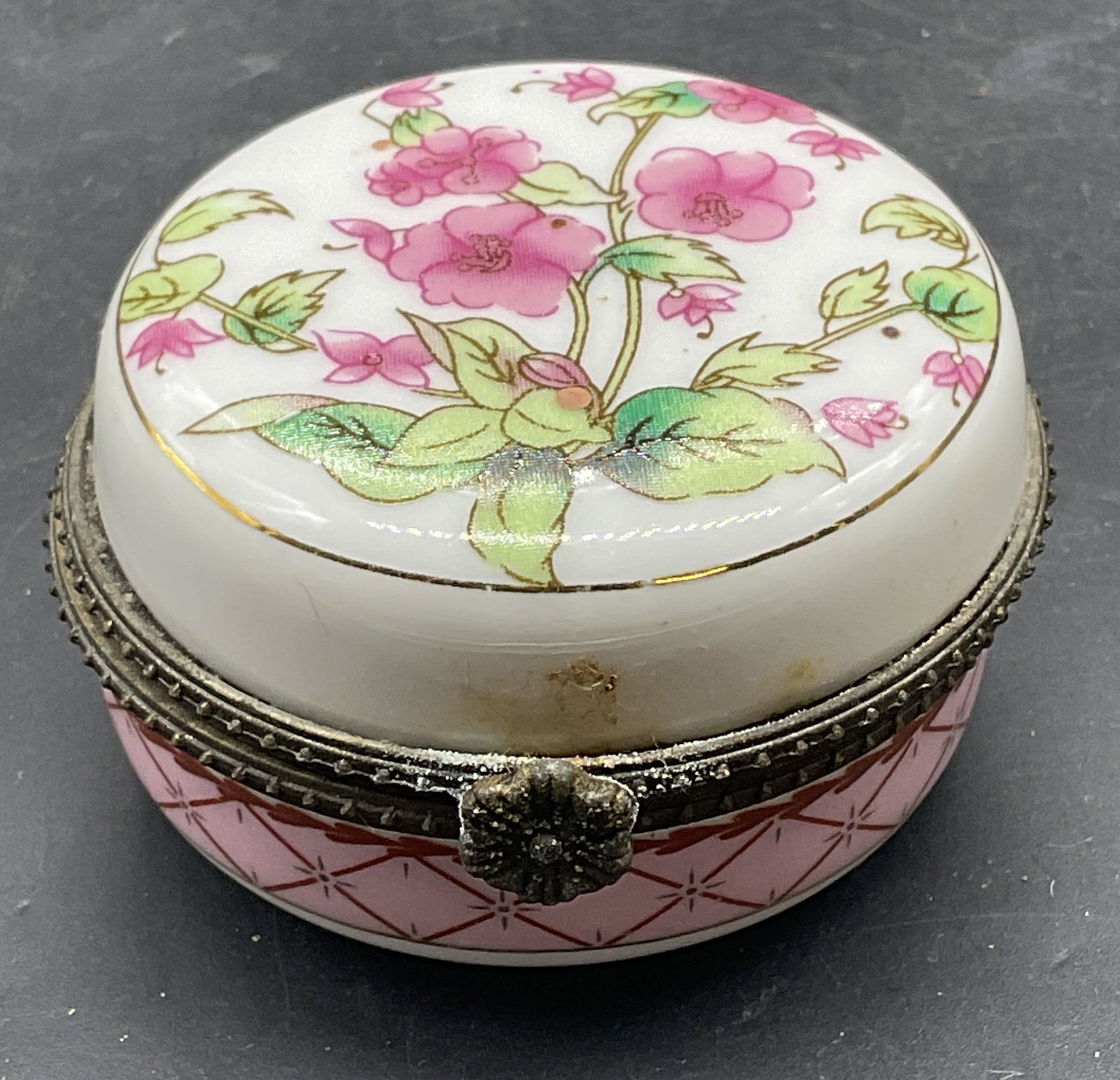 Vintage Porcelain Flower Trinket Box (1 of 6)