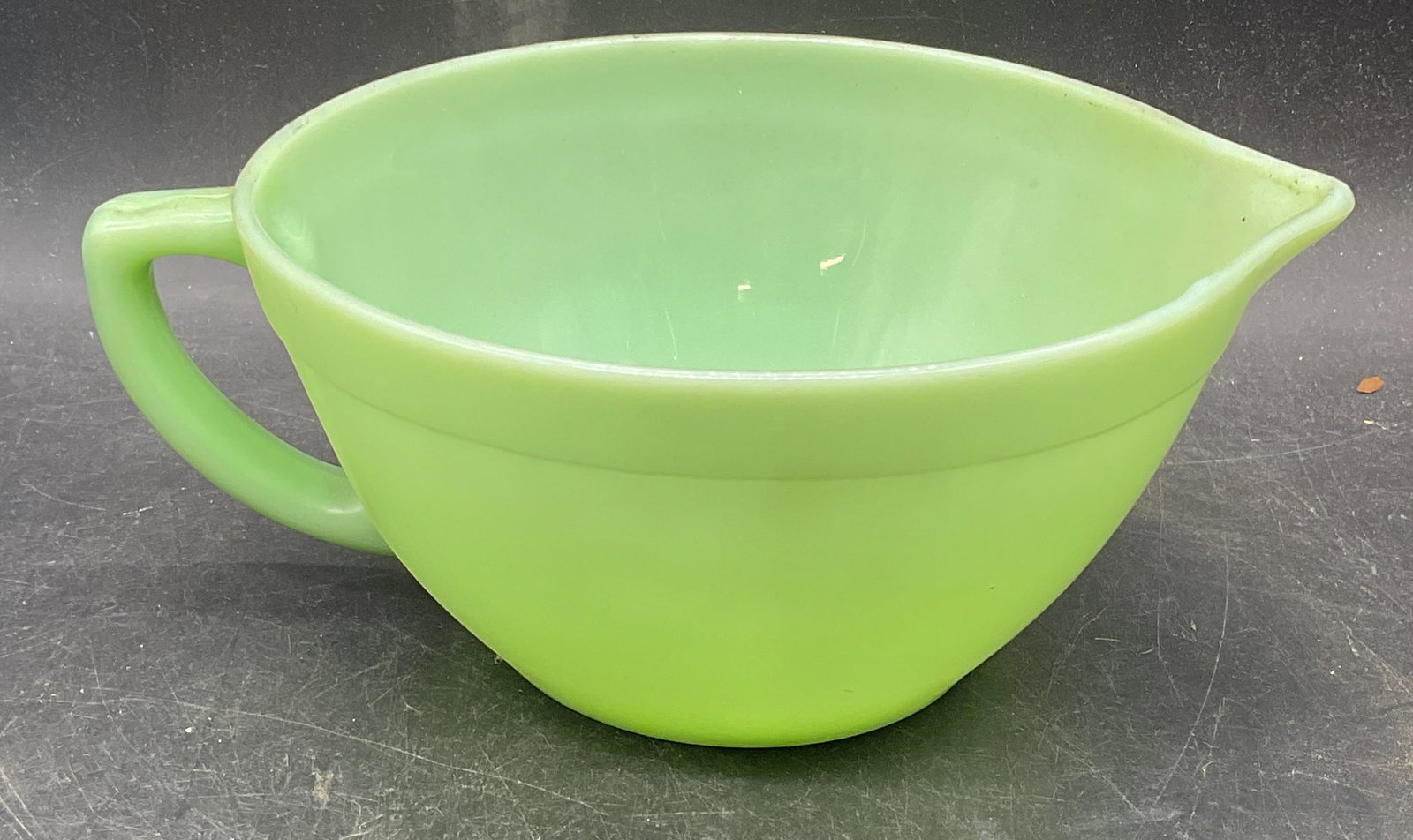 Fire King Jadeite Glass Batter Bowl USA (1 of 6)