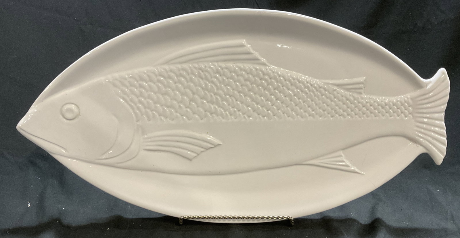 VTG Dansk Portugal White Ceramic 22in Fish Platter (1 of 9)