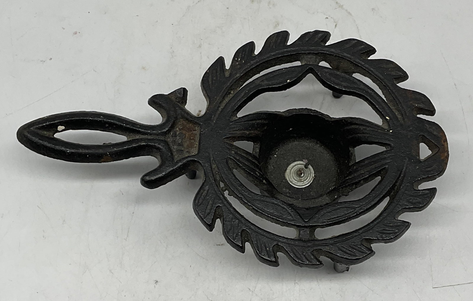 Vintage Cast Iron Candle Holder Trivet (1 of 6)