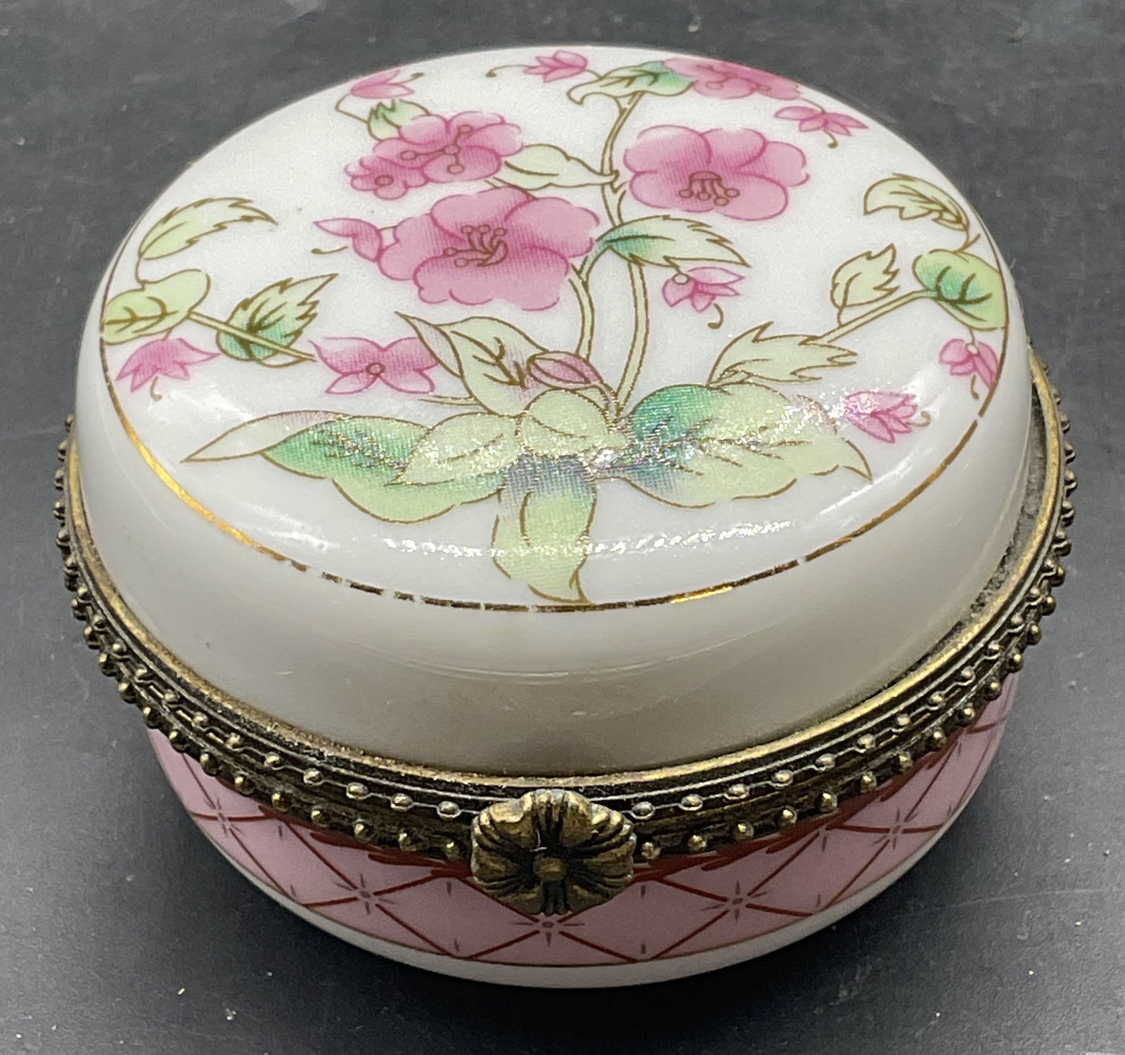 Vintage Porcelain Flower Trinket Box (1 of 6)