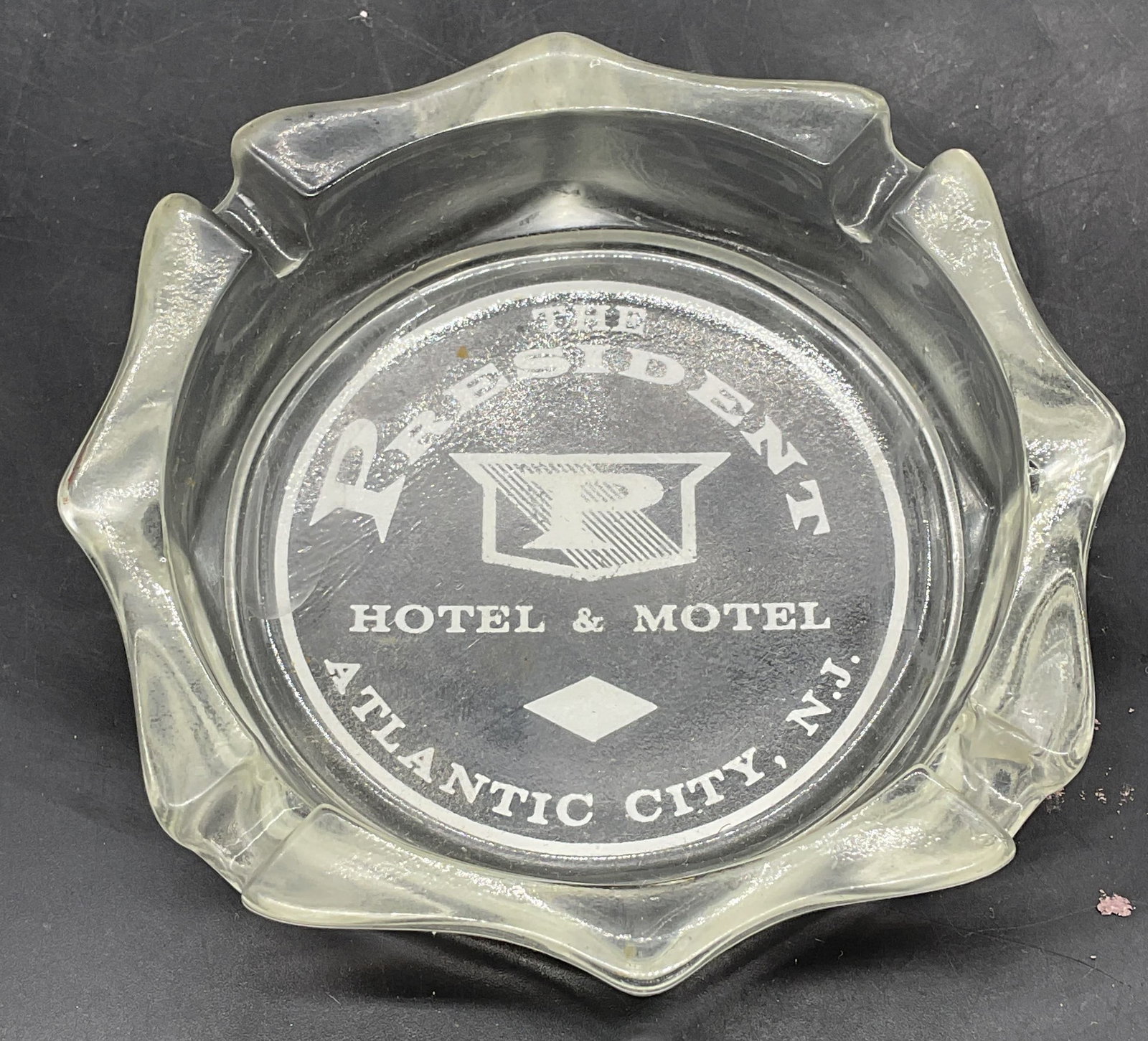 President Hotel Atlantic City NJ Souvenir Ashtray (1 of 6)