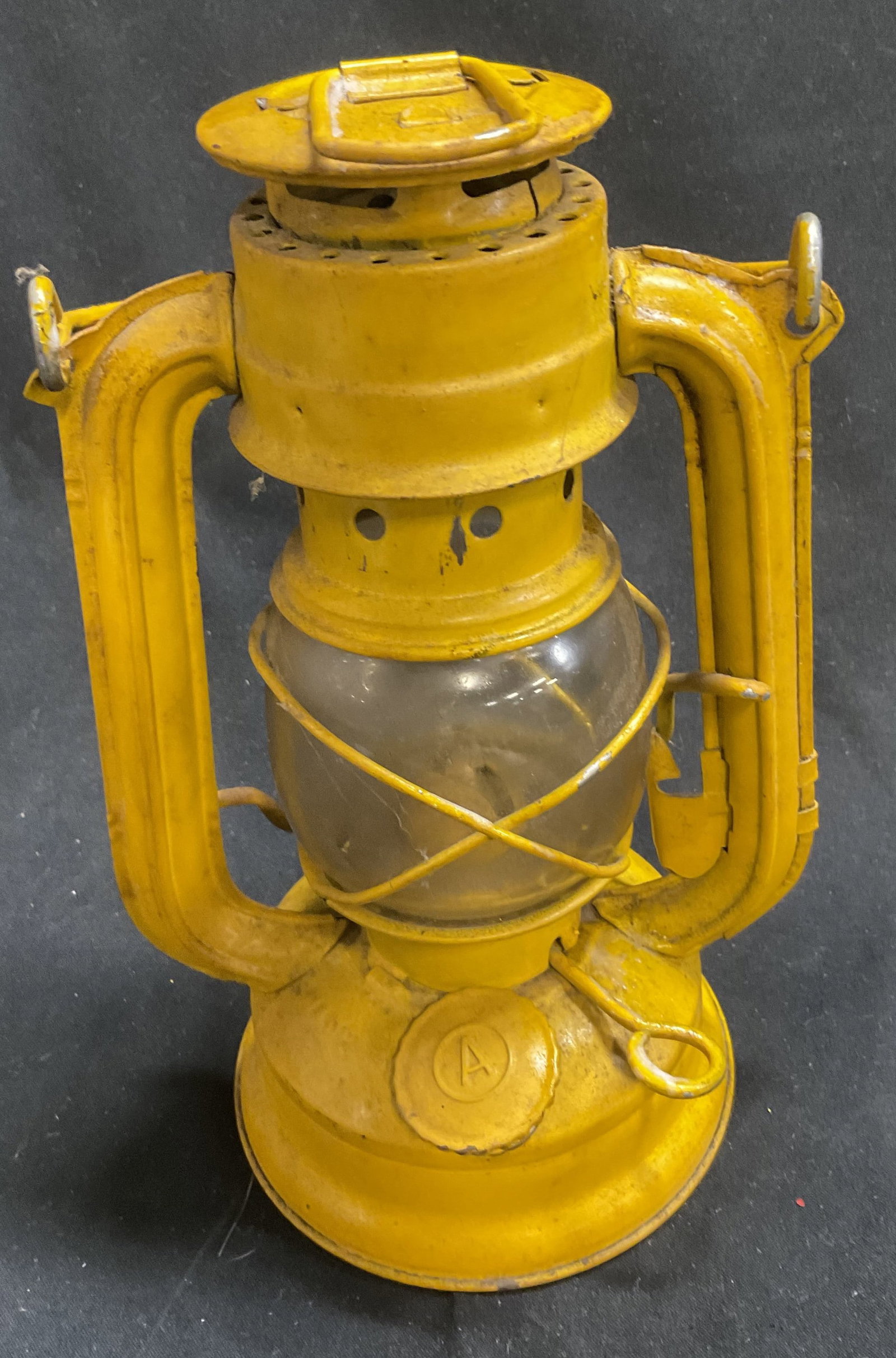 VTG Yellow Kerosene Storm Lantern (1 of 6)