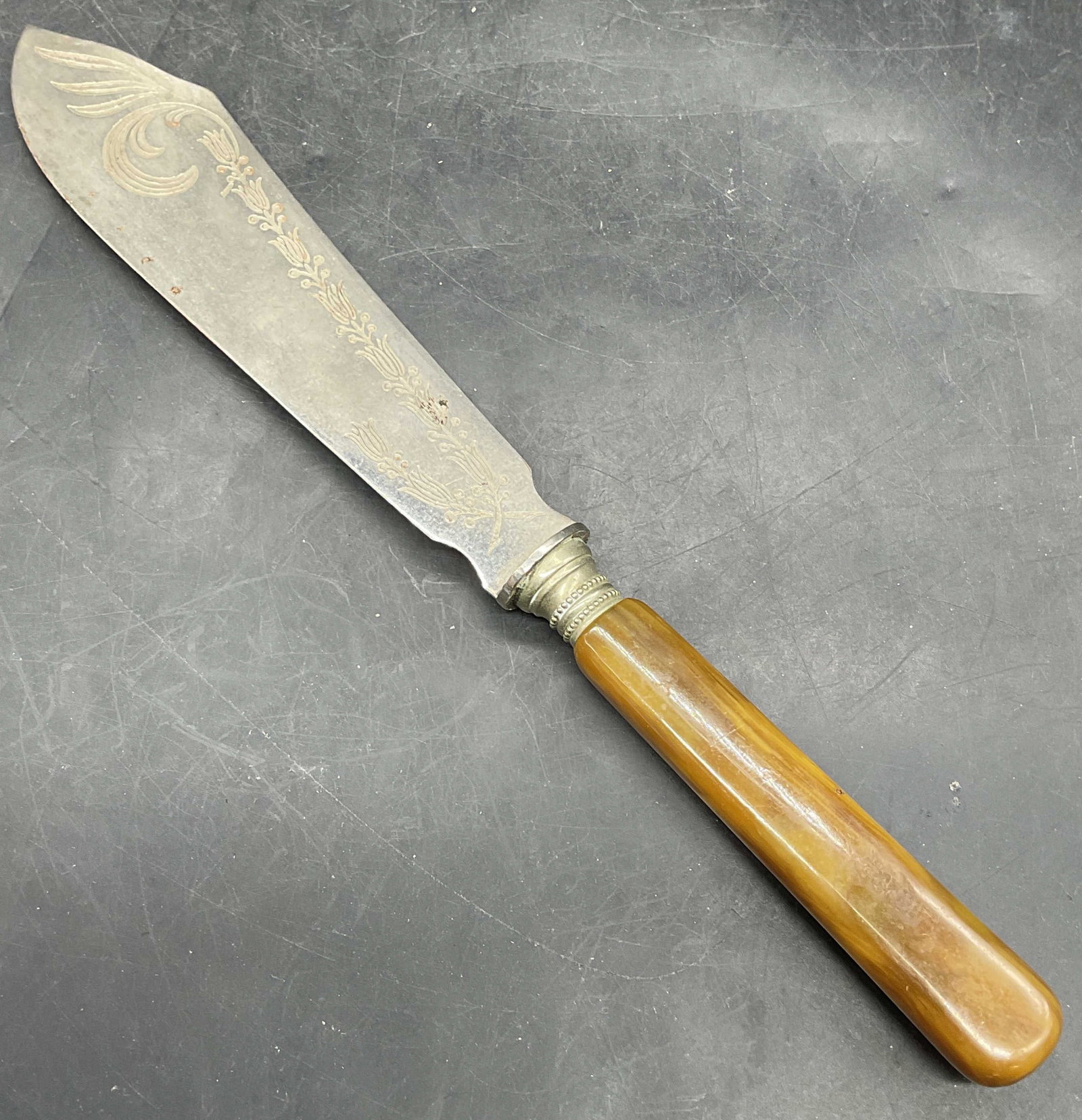 Vintage Ornate Faux Horn Handle Knife (1 of 6)