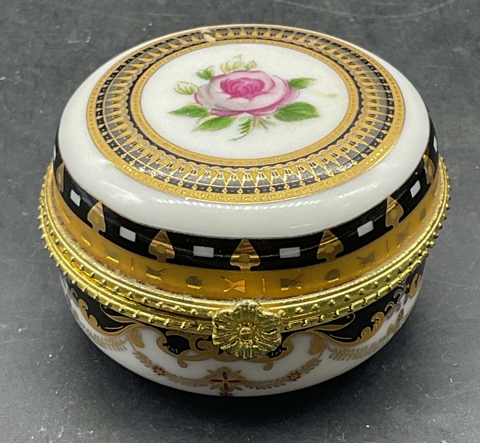 Ornate Gilt Floral Porcelain Trinket Box (1 of 6)