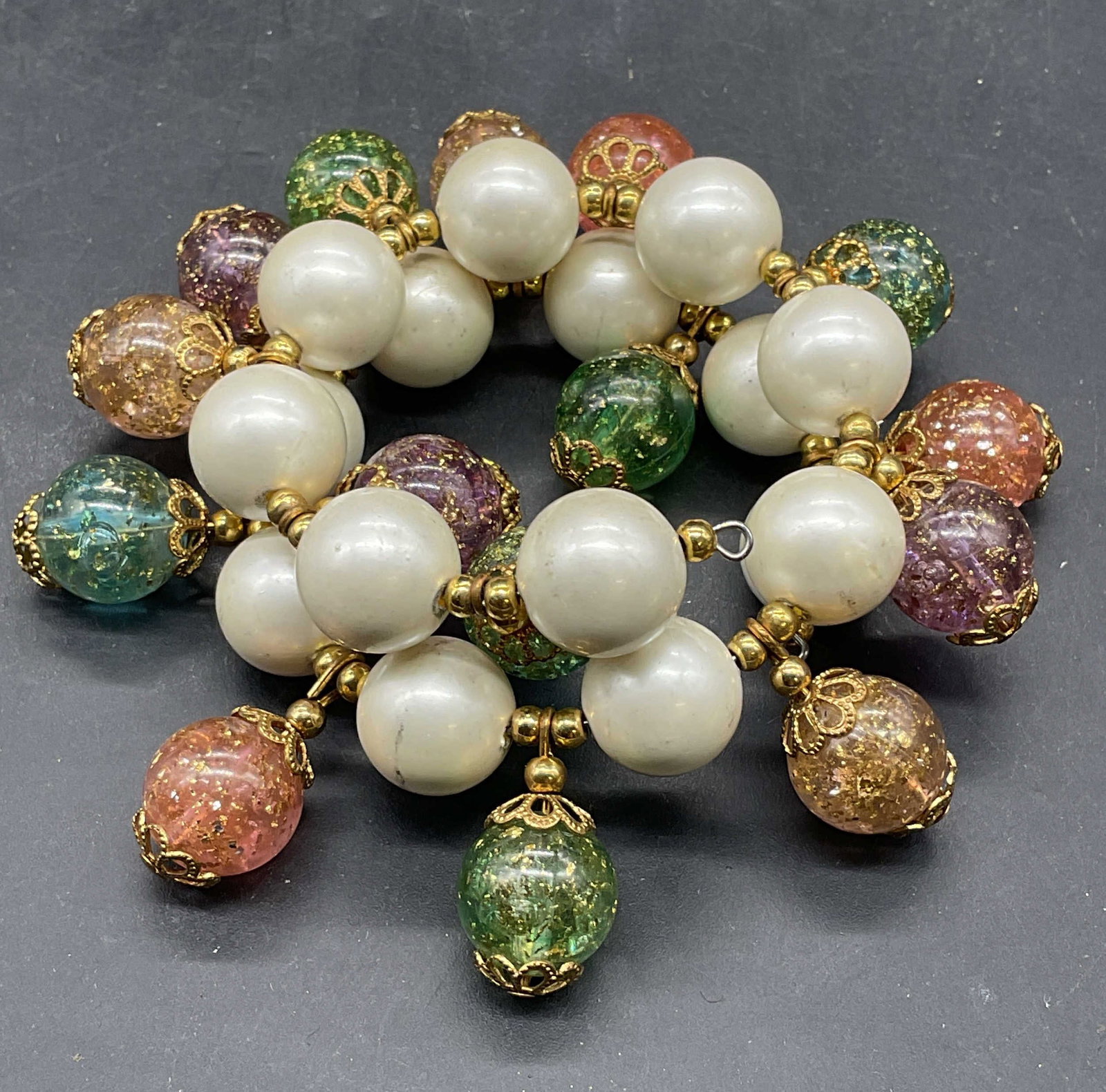 Vintage Faux Pearl & Lucite Wrap Bracelet (1 of 6)