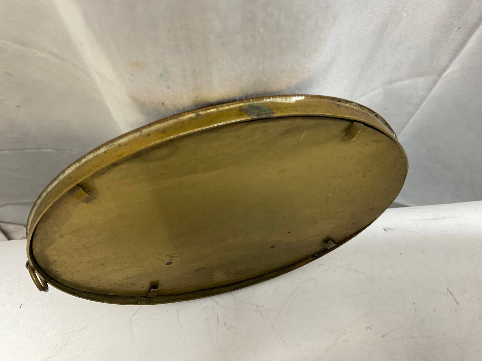 ANTQ Brass Oval Frame - 2